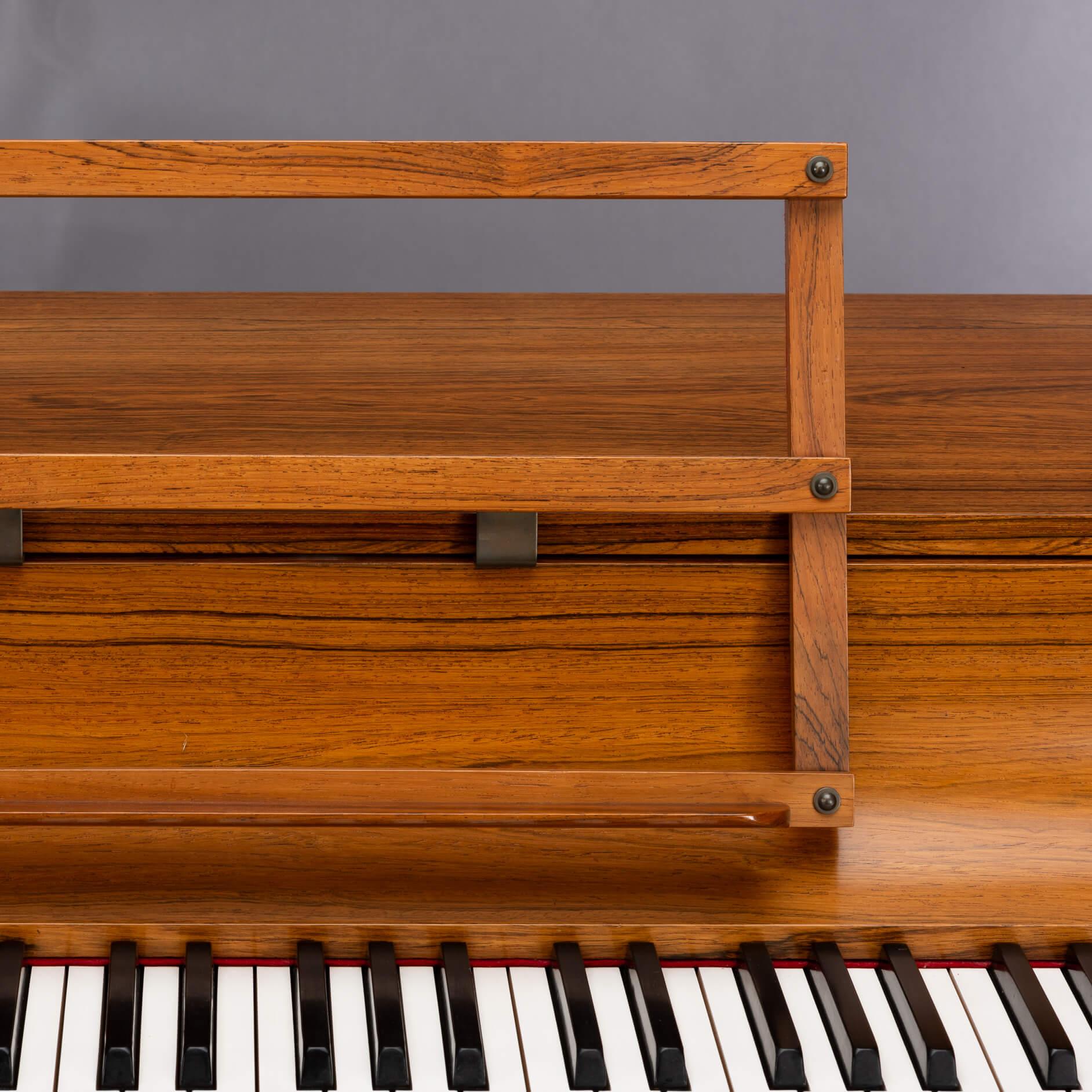 Dänisches Design Klavier aus der Mitte des Jahrhunderts von Louis Zwicki aus Palisanderholz, 1950er Jahre (Furnier)