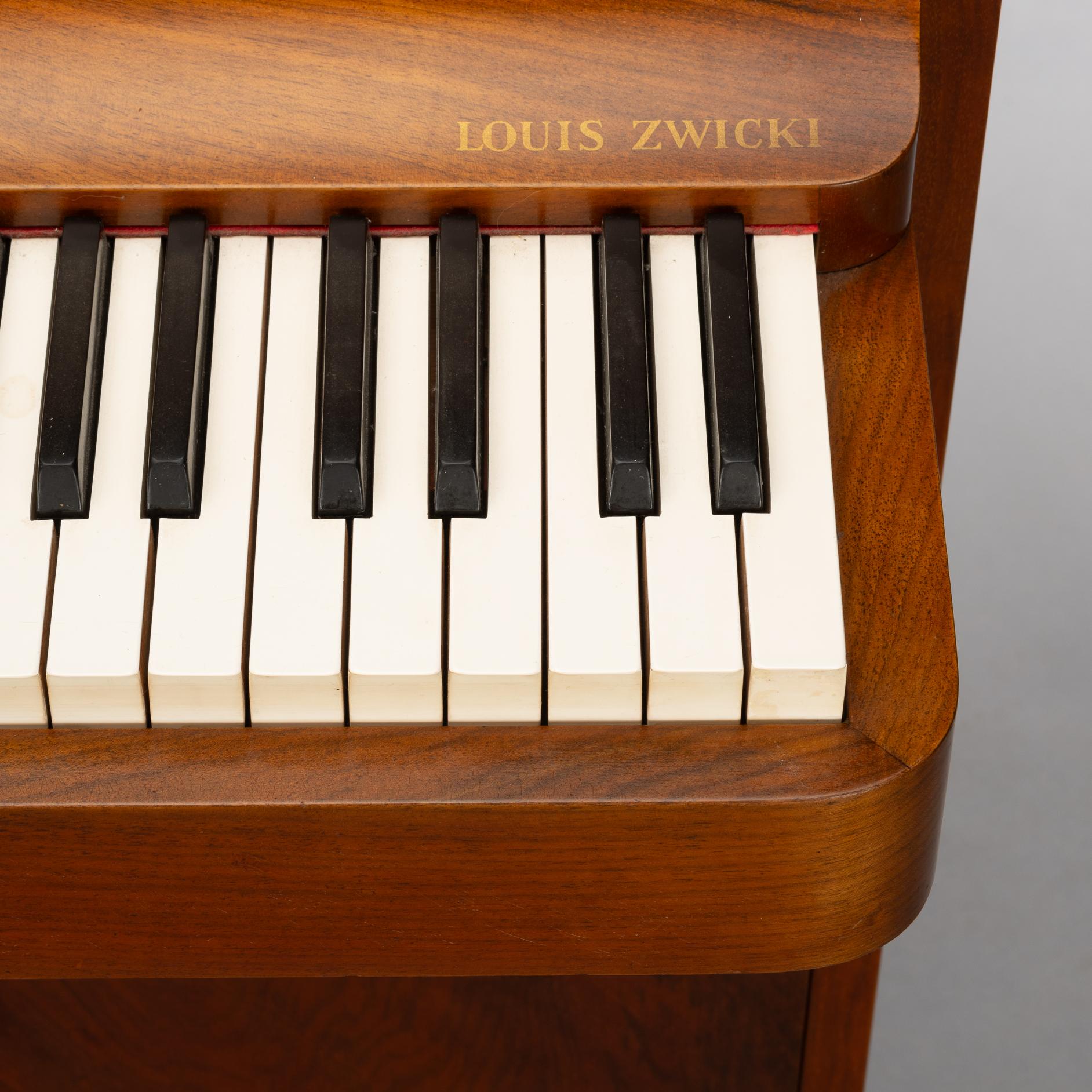 Danish Design Midcentury Rosewood Pianette by Louis Zwicki, 1950s 10