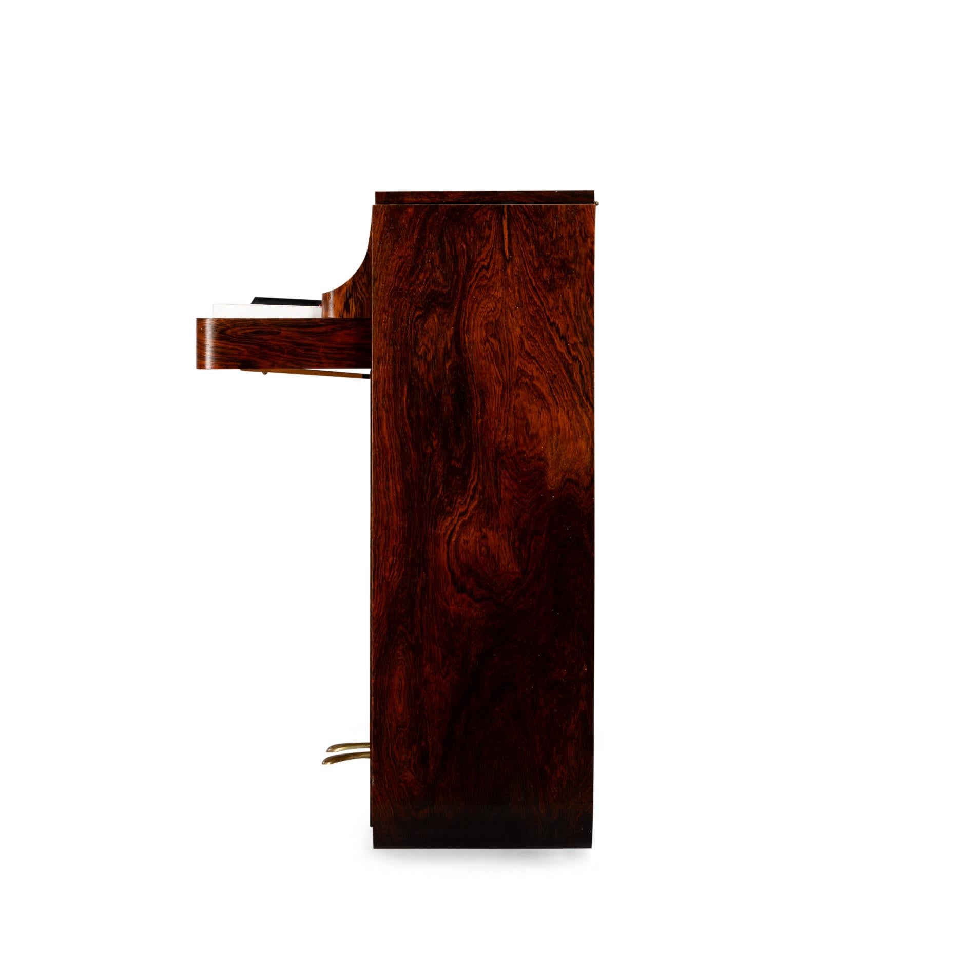Dänisches Design Palisander-Klavier aus der Jahrhundertmitte von Louis Zwicki, 1950er Jahre (Moderne der Mitte des Jahrhunderts) im Angebot