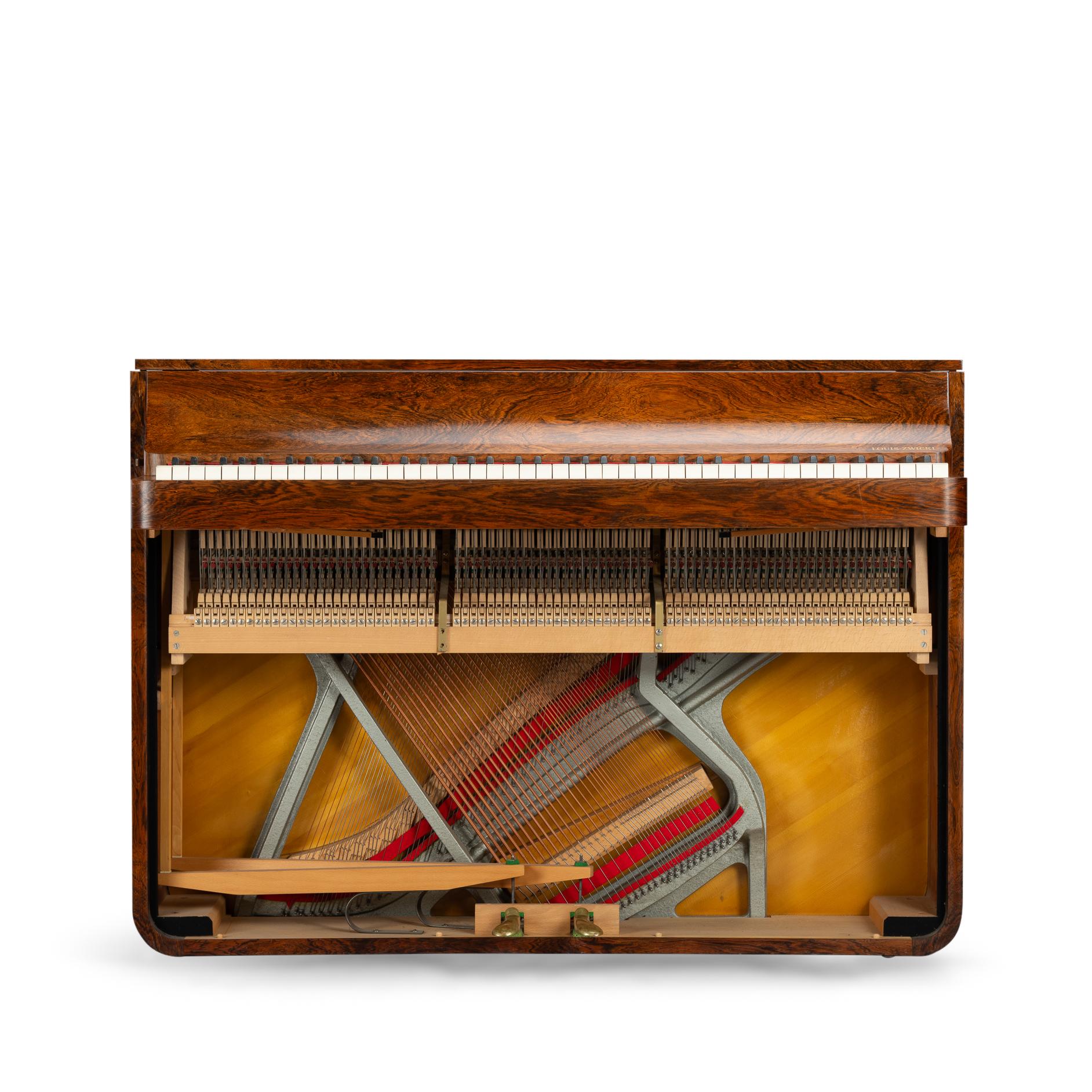 Dänisches Design Palisander-Klavier aus der Jahrhundertmitte von Louis Zwicki, 1950er Jahre (Mitte des 20. Jahrhunderts) im Angebot