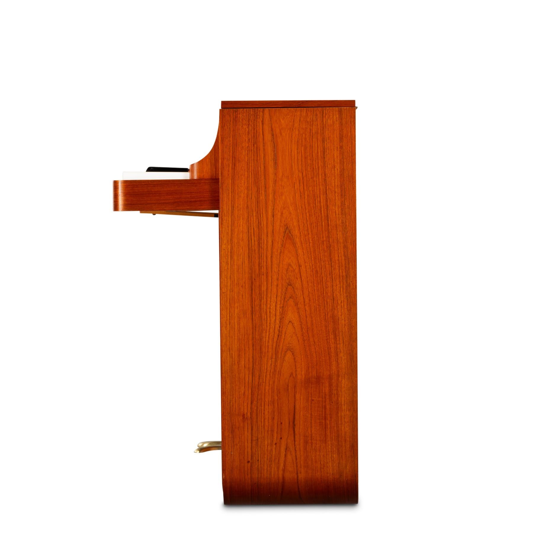 Danese Pianetta in teak di Louis Zwicki, 1950, design danese del Medioevo in vendita