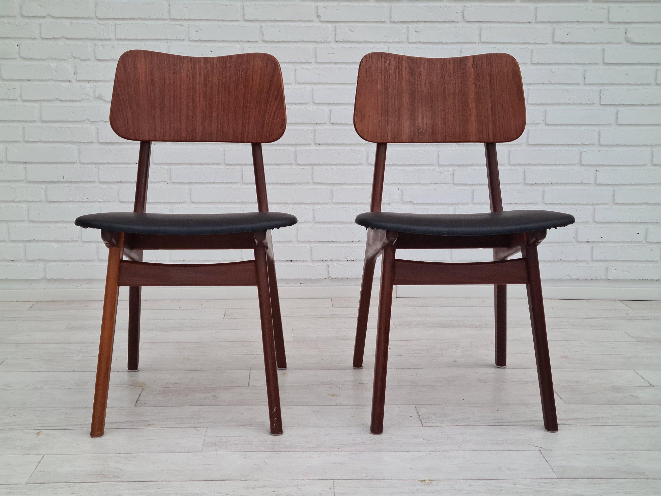 Danish design, Pair of chairs, Ib Kofod-Larsen, 60s, model 74 10