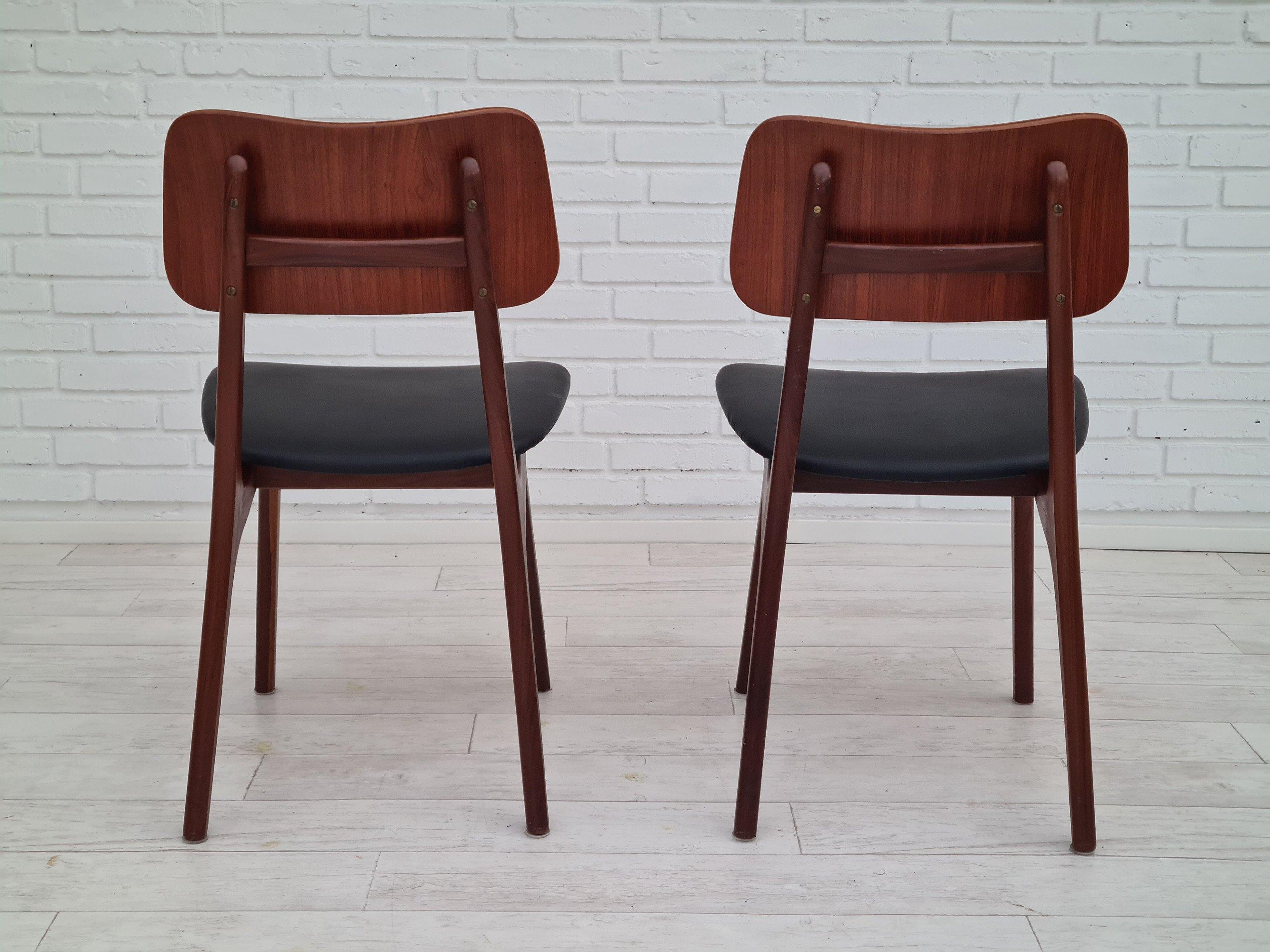 Danish design, Pair of chairs, Ib Kofod-Larsen, 60s, model 74 2