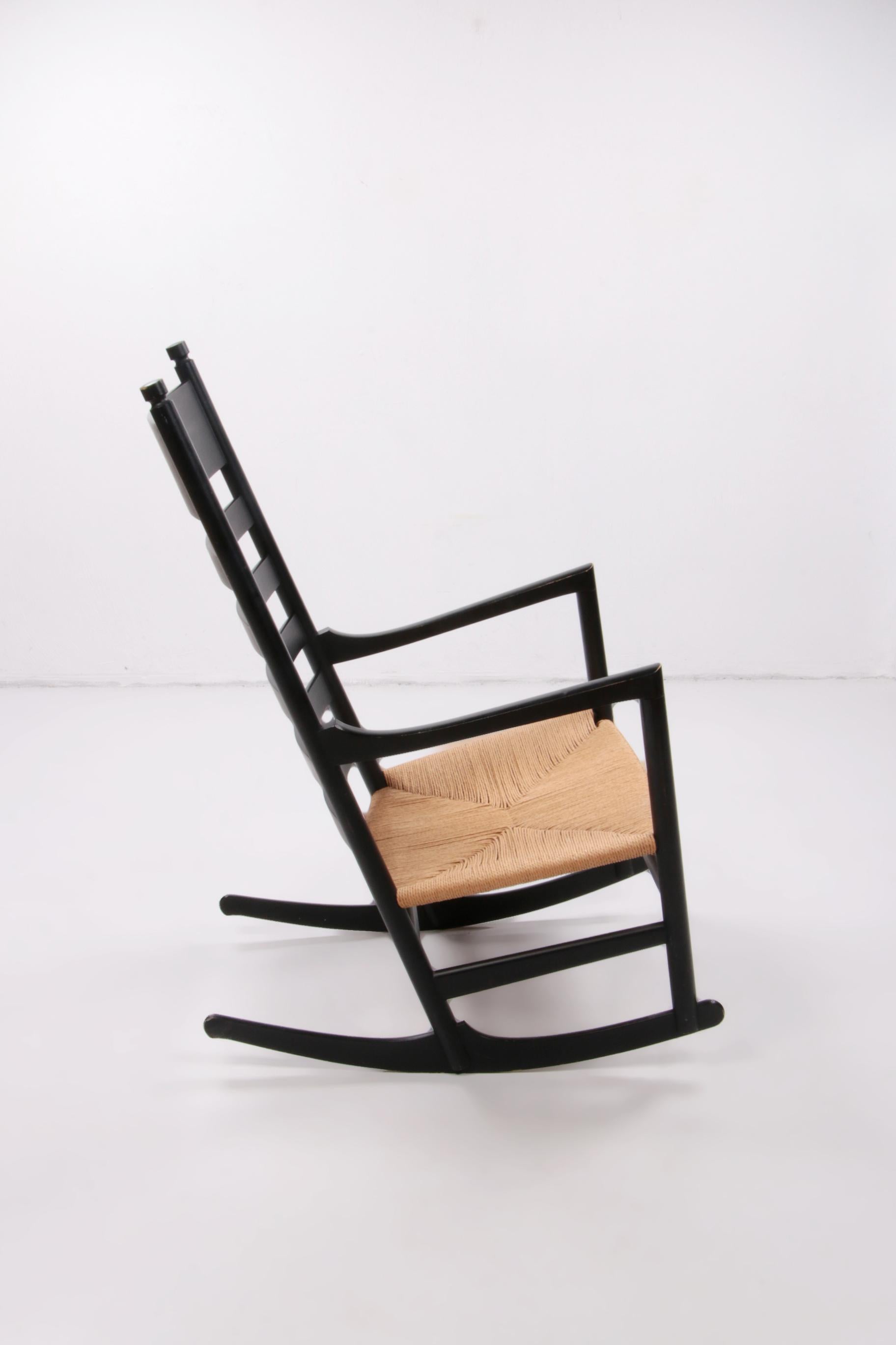 Scandinavian Modern Danish Design Rocking Chair Design by Hans.J.Wegner Model Ch45 For Sale