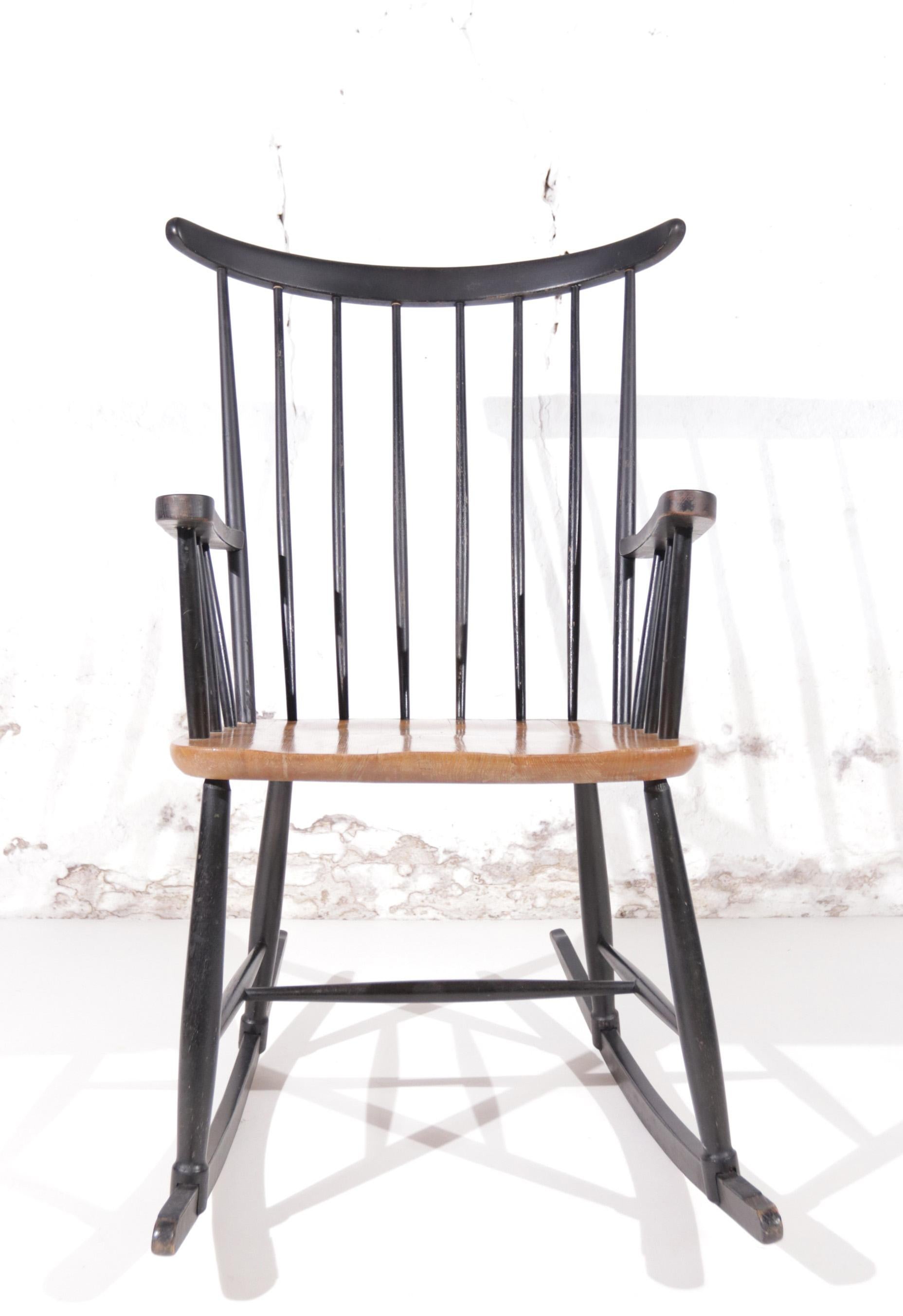 Mid-20th Century Danish Design Rocking Chair Ilmari Tapiovaara Model Fanett Scandinavian, 1960s For Sale