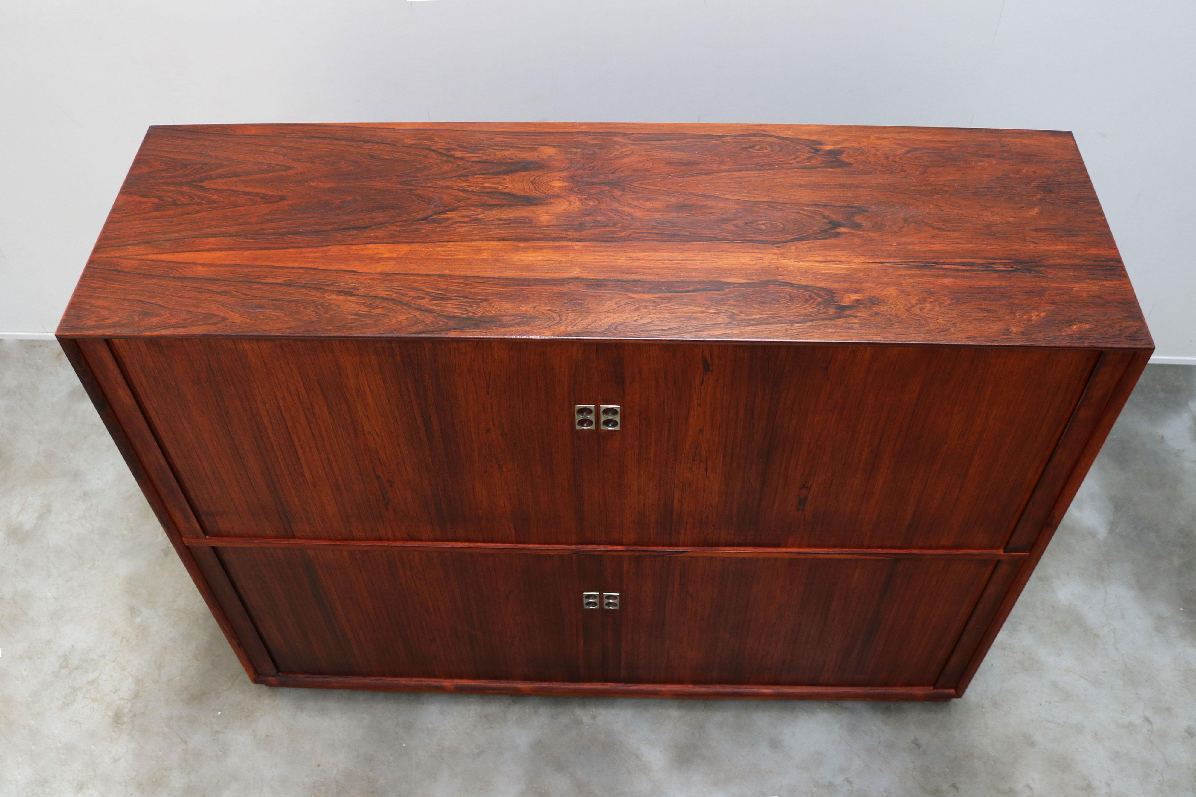 Credenza di design danese in palissandro di Arne Vodder per Sibast 1958 Danimarca Palissandro in vendita 4