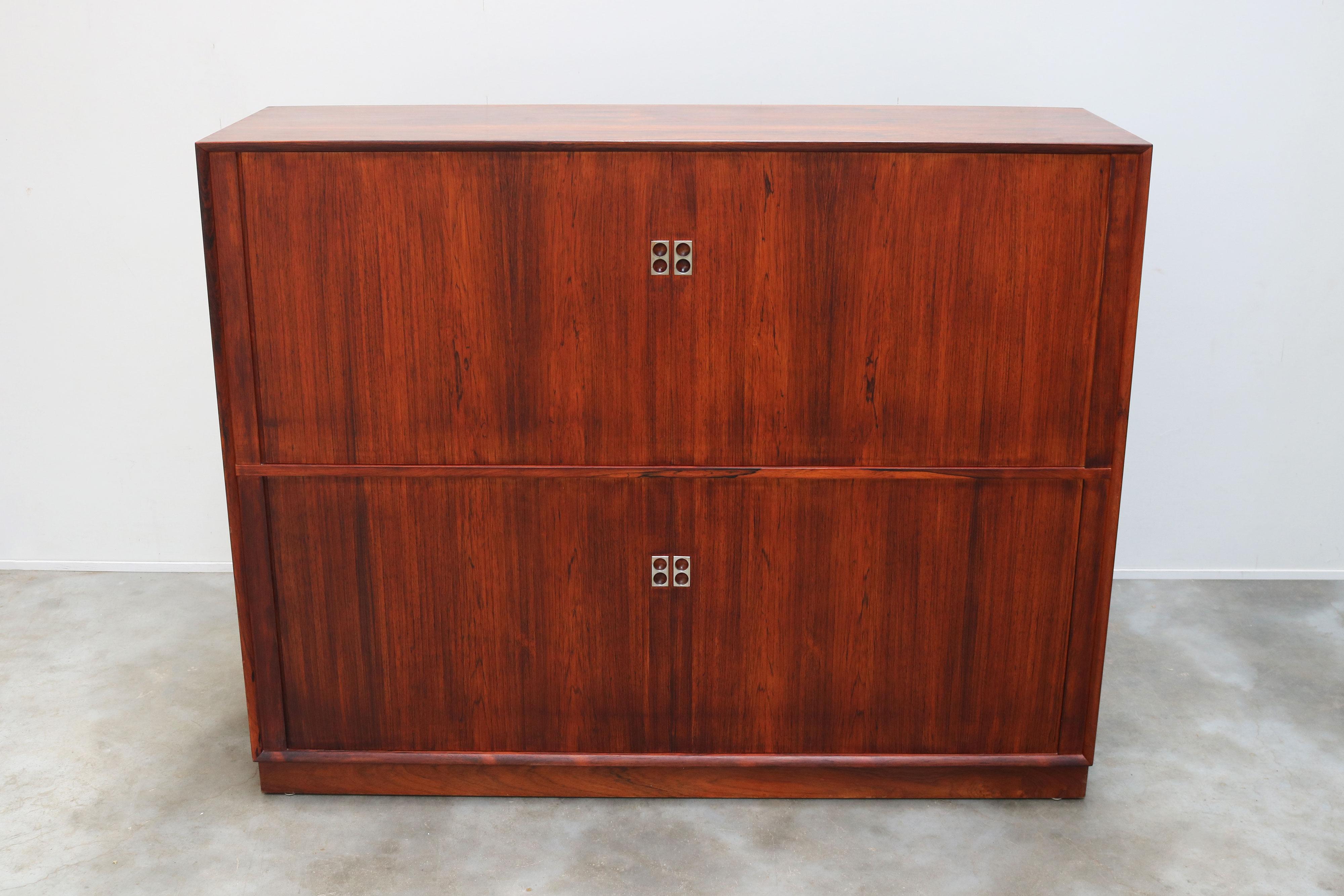 Alluminio Credenza di design danese in palissandro di Arne Vodder per Sibast 1958 Danimarca Palissandro in vendita