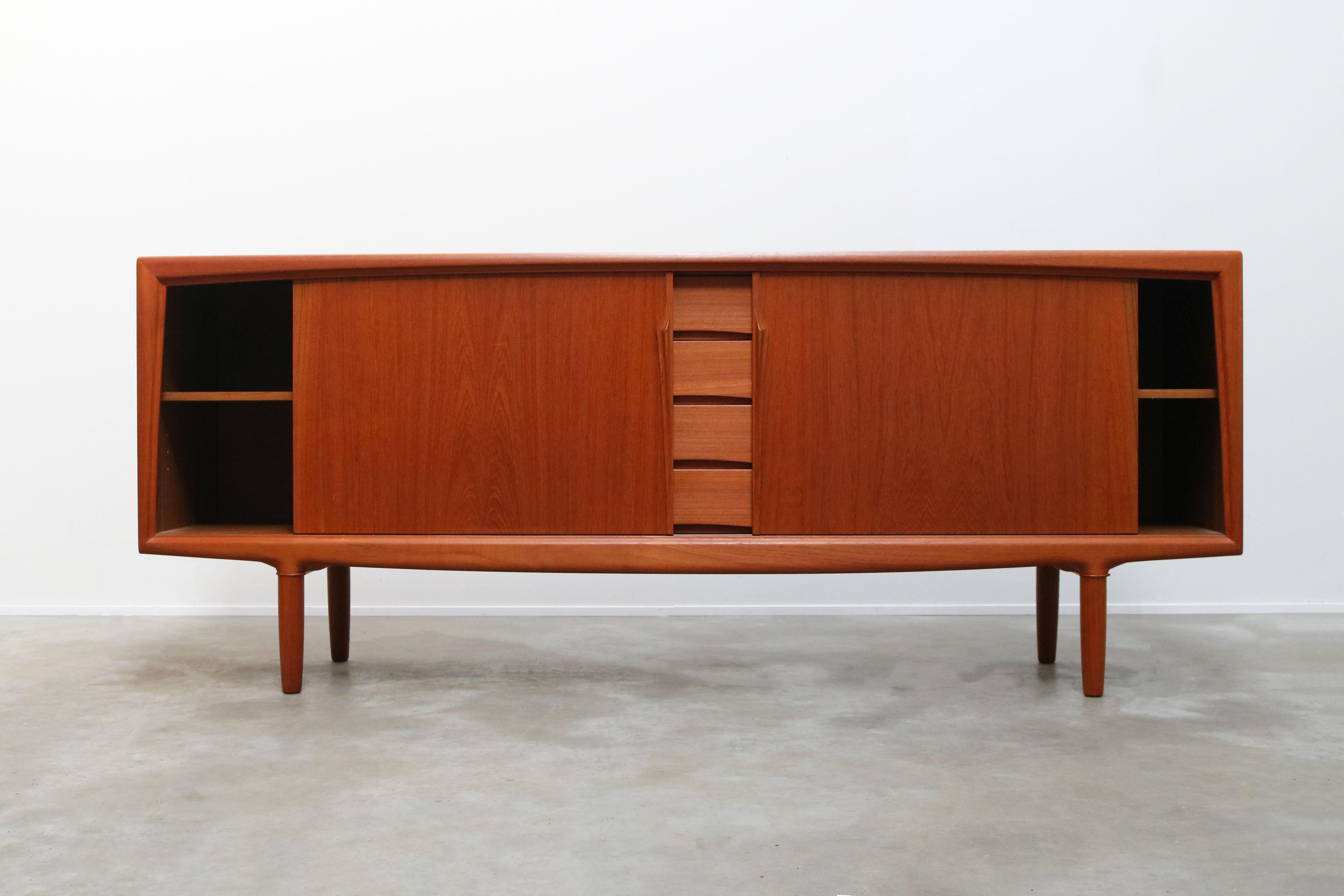 Danish Design Sideboard / Credenza by Gunni Omann for Aco Mobler 1950s Teak 3