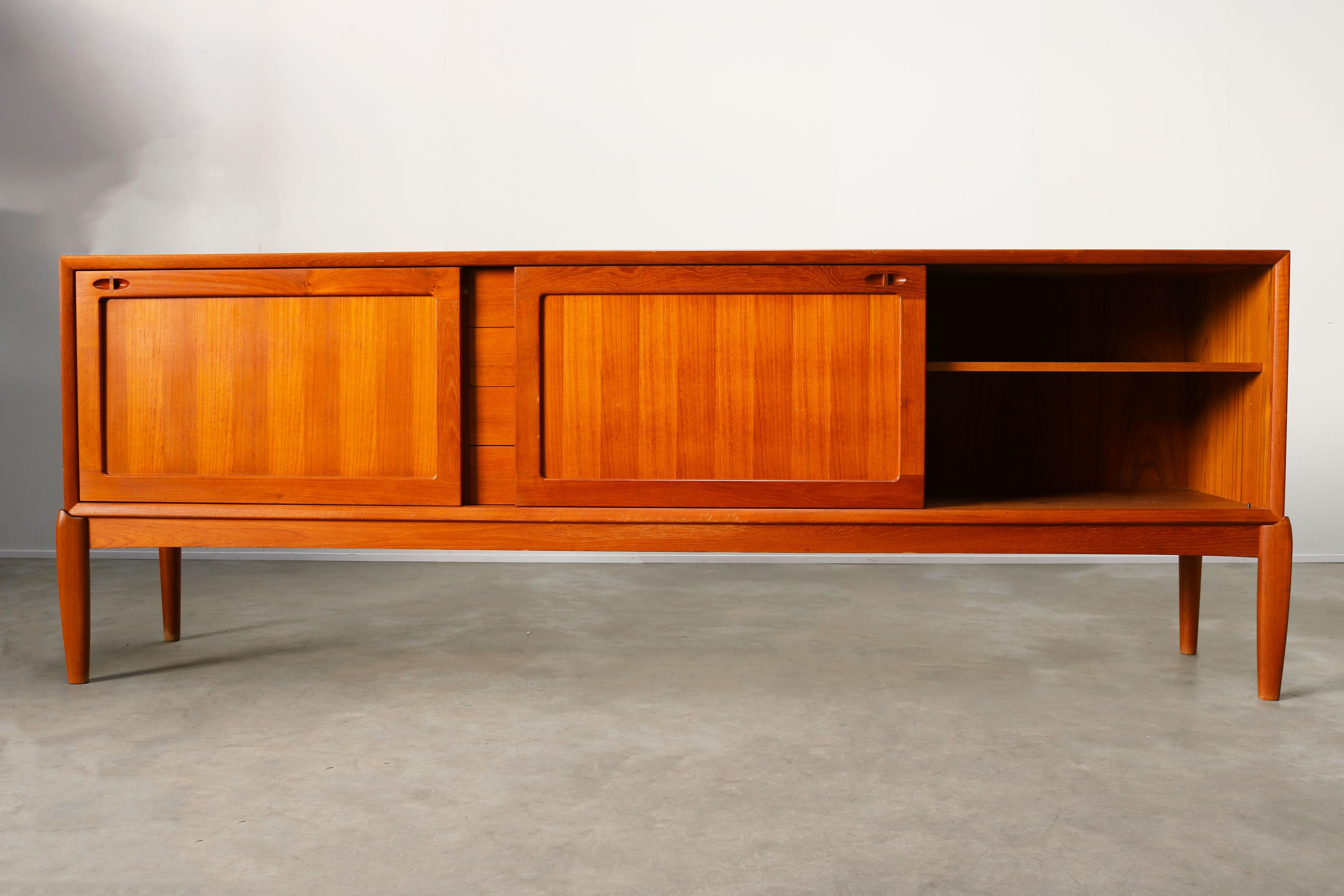 Danish Design Sideboard / Credenza by H.W. Klein for Bramin Teak Brown, 1950s 1