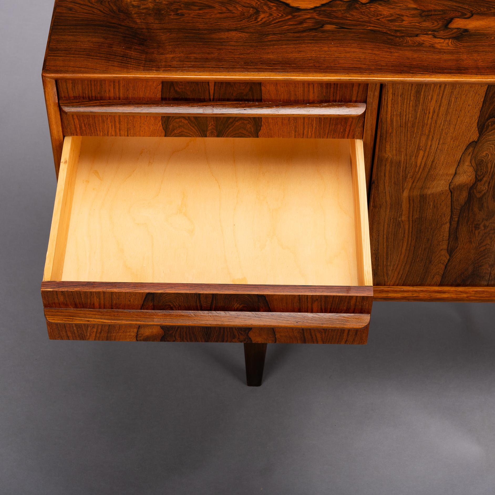 Danish Design Sideboard in Brazilian Rosewood, 1960s 4