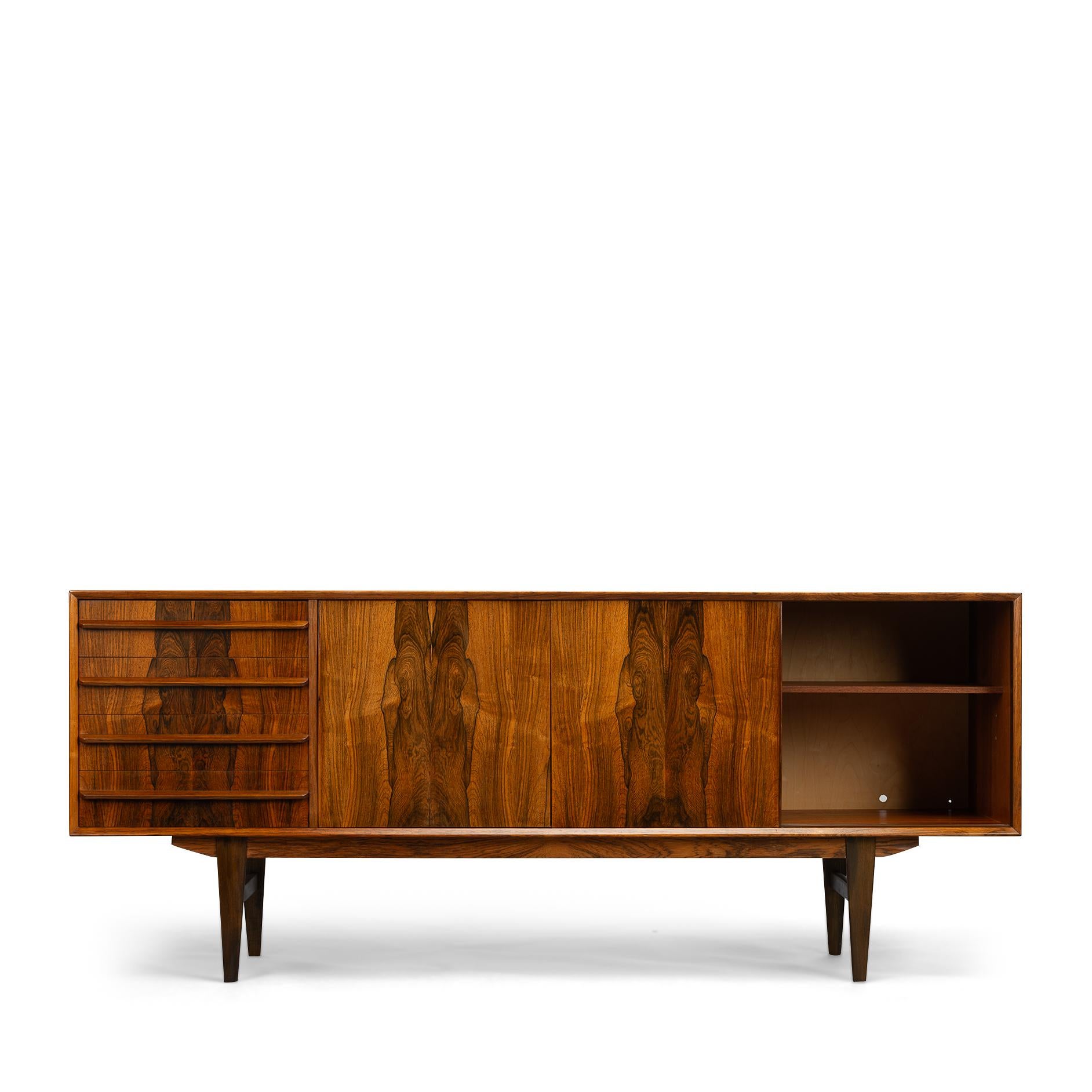 Mid-Century Modern Danish Design Sideboard in Brazilian Rosewood, 1960s