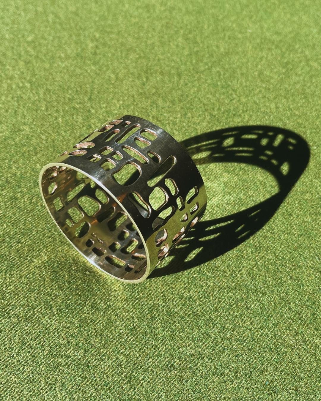 Bracciale modernista in argento Sven Haugaard, design danese, CIRCA 1960 in vendita 1