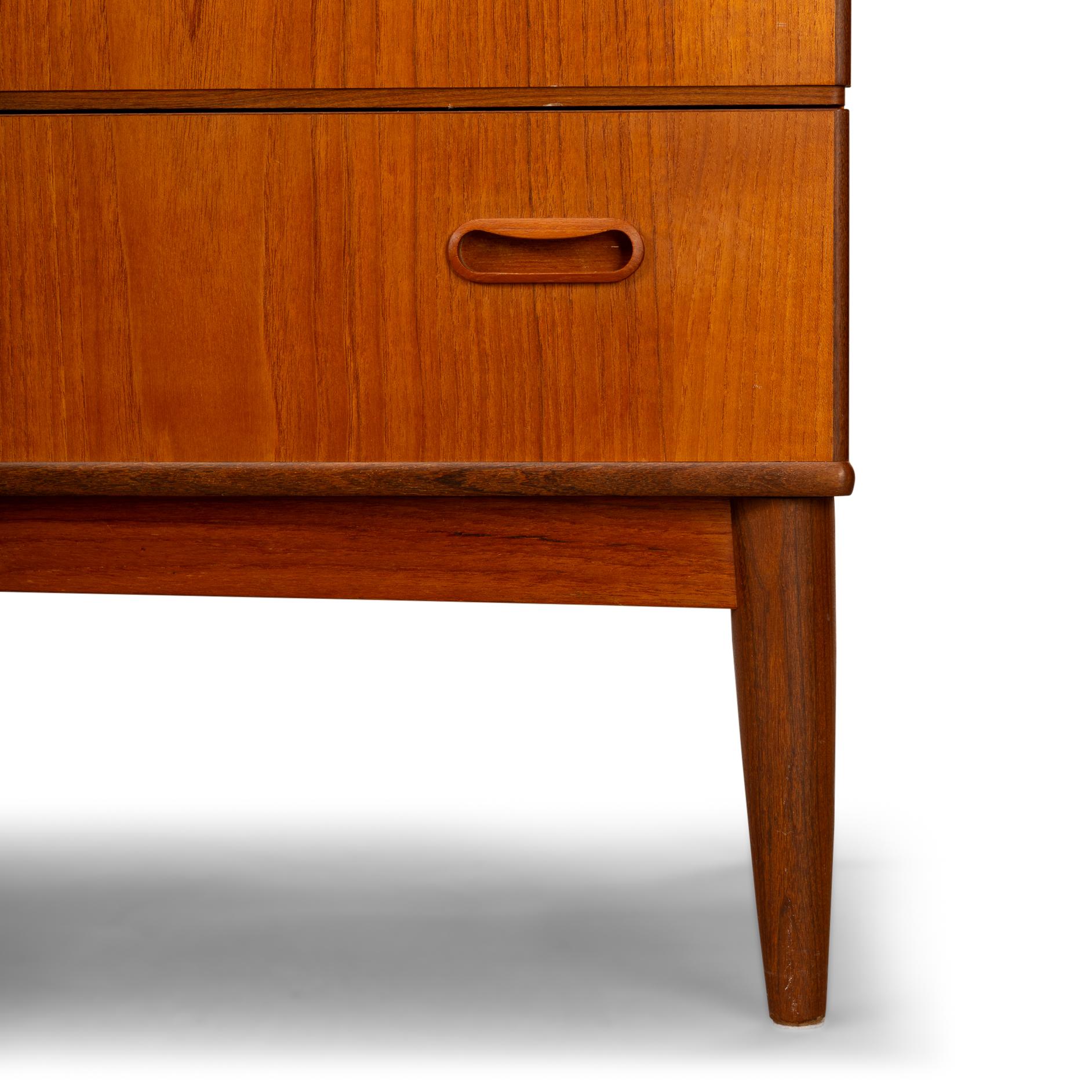 Dänische Kommode aus Teakholz im dänischen Design, 1960er Jahre im Zustand „Gut“ im Angebot in Breda, Netherlands
