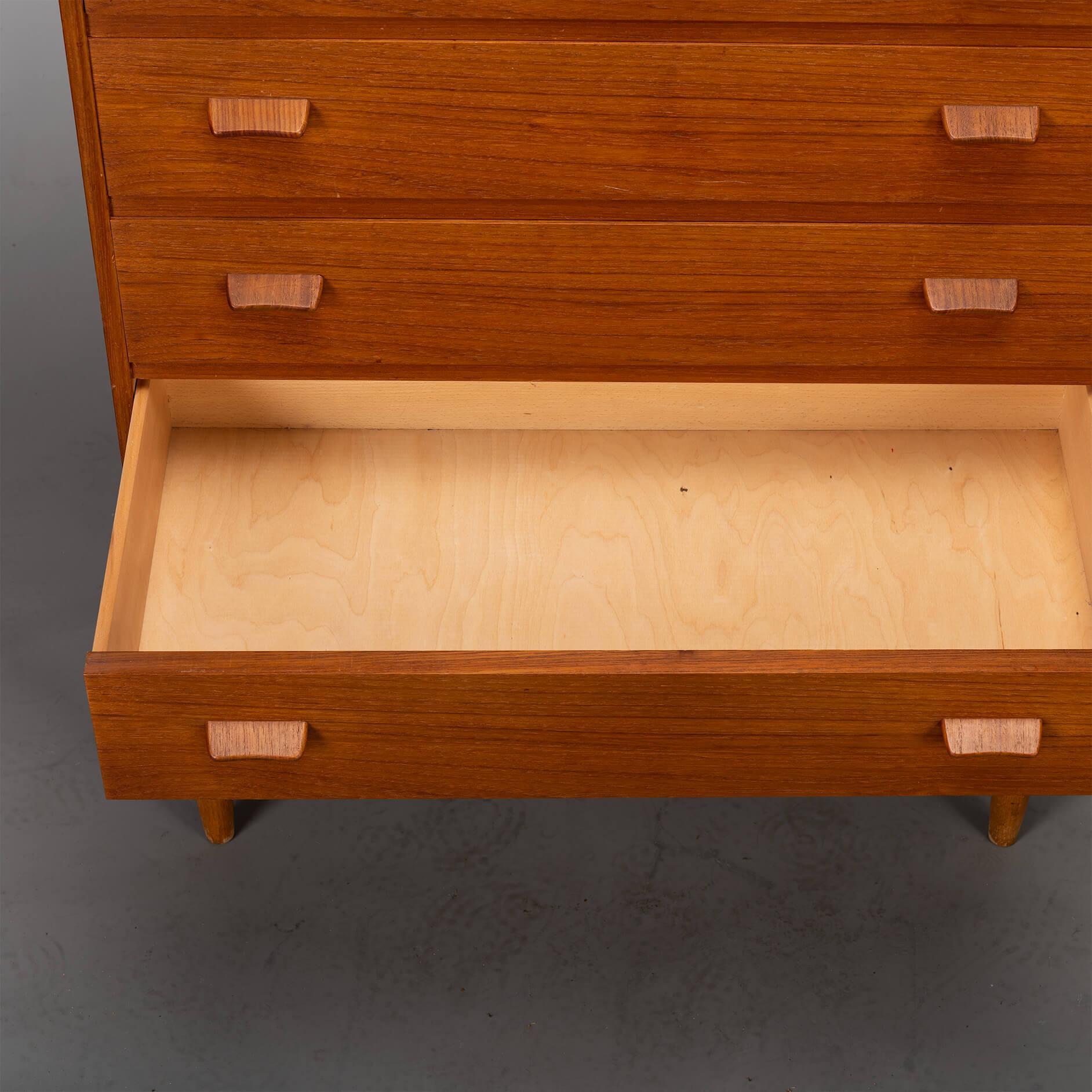 Danish Design Teak Chest of Drawers by Munch, 1960s For Sale 8
