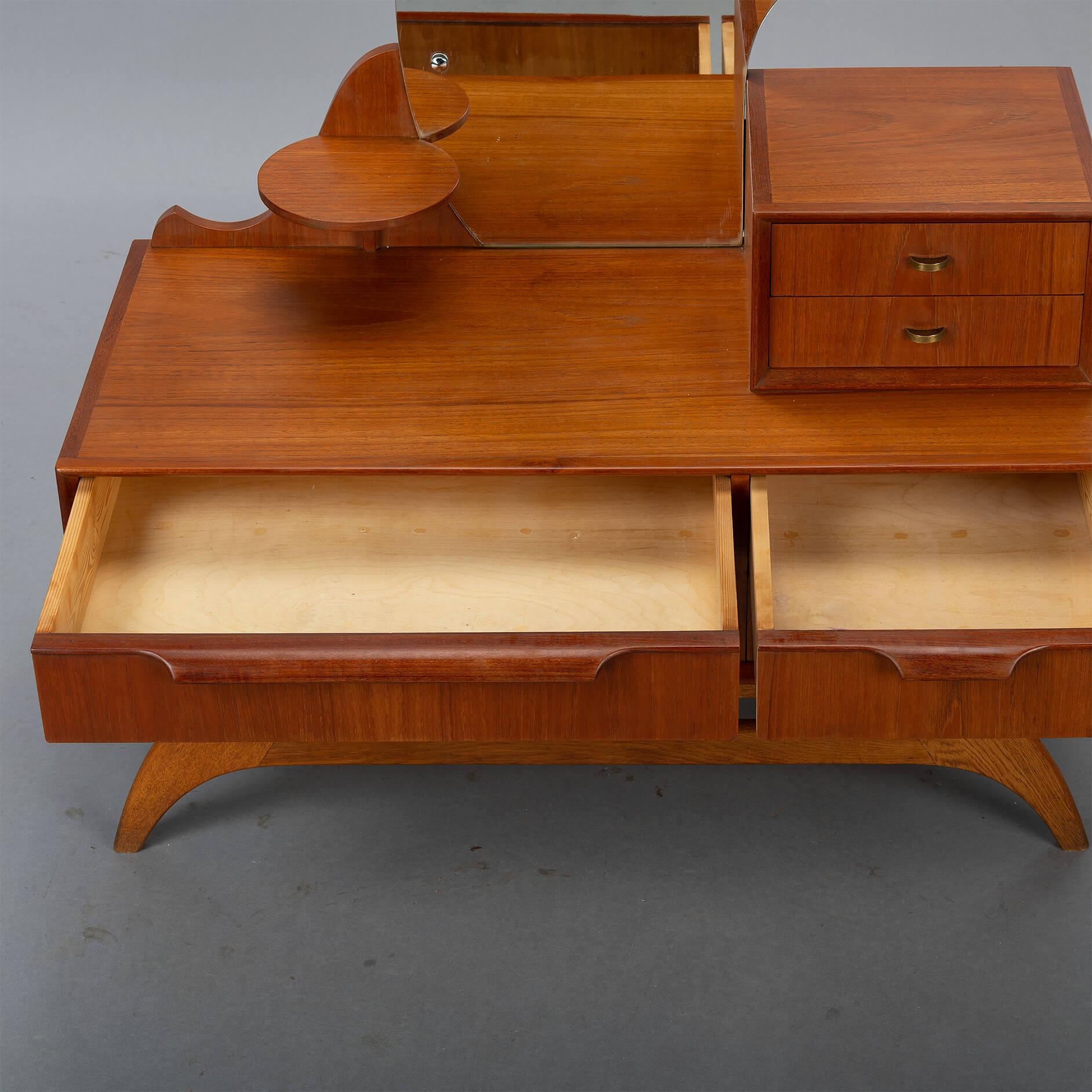 Danish Design Teak Dressing Table, 1960s For Sale 9