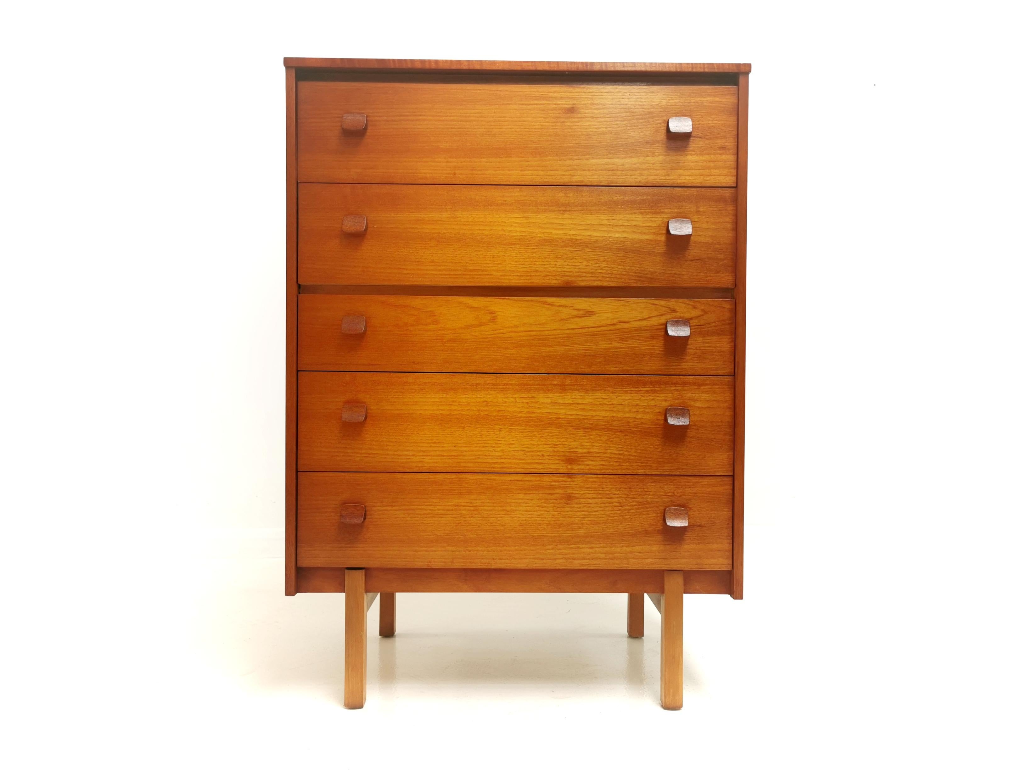 Danish Design Teak Midcentury Chest of Drawers, 1960s In Good Condition For Sale In STOKE ON TRENT, GB