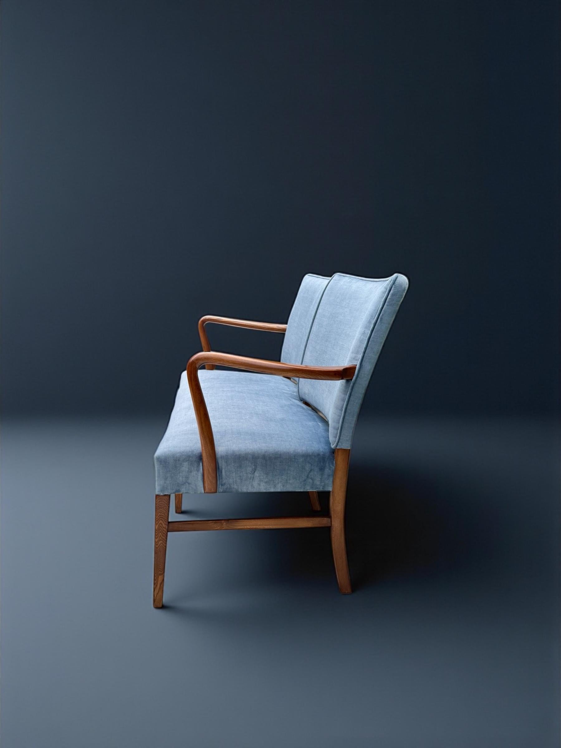 Mid-20th Century Danish Design Two Seater Settee in Walnut and Light Blue Velvet, 1960's Denmark For Sale