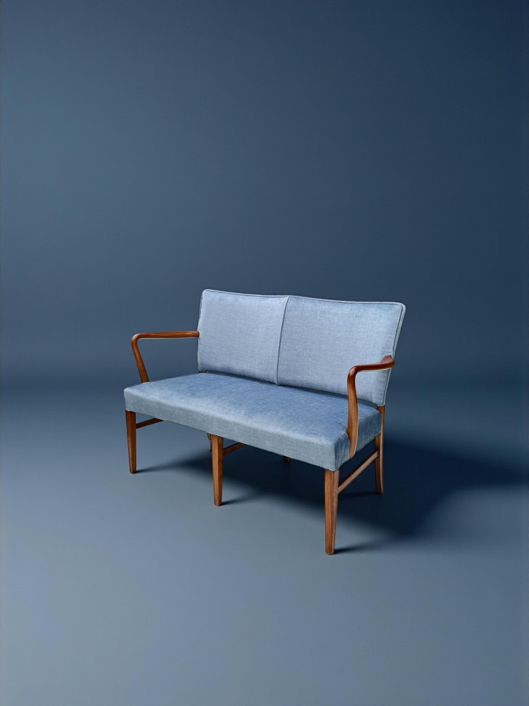 Danish Design Two Seater Settee in Walnut and Light Blue Velvet, 1960's Denmark For Sale 2