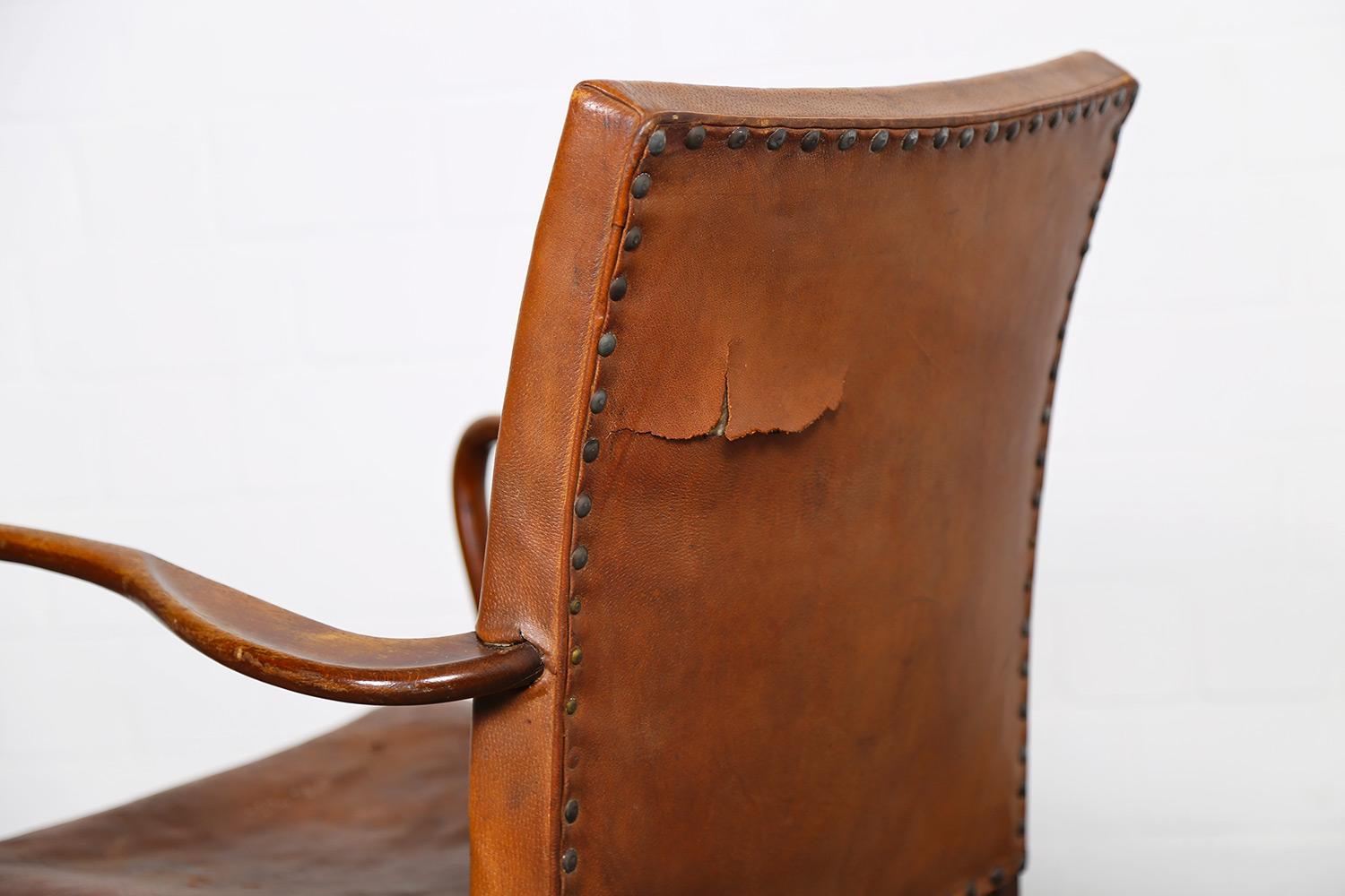 Danish Design Vintage Leather Armchair in the Manner of Frits Henningsen For Sale 9