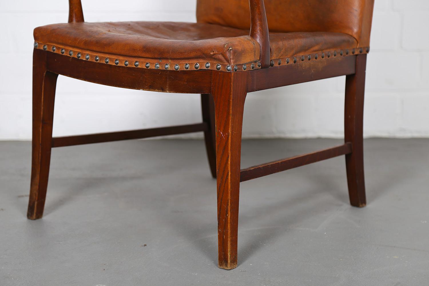 Danish Design Vintage Leather Armchair in the Manner of Frits Henningsen In Distressed Condition For Sale In Oldenburg, NI