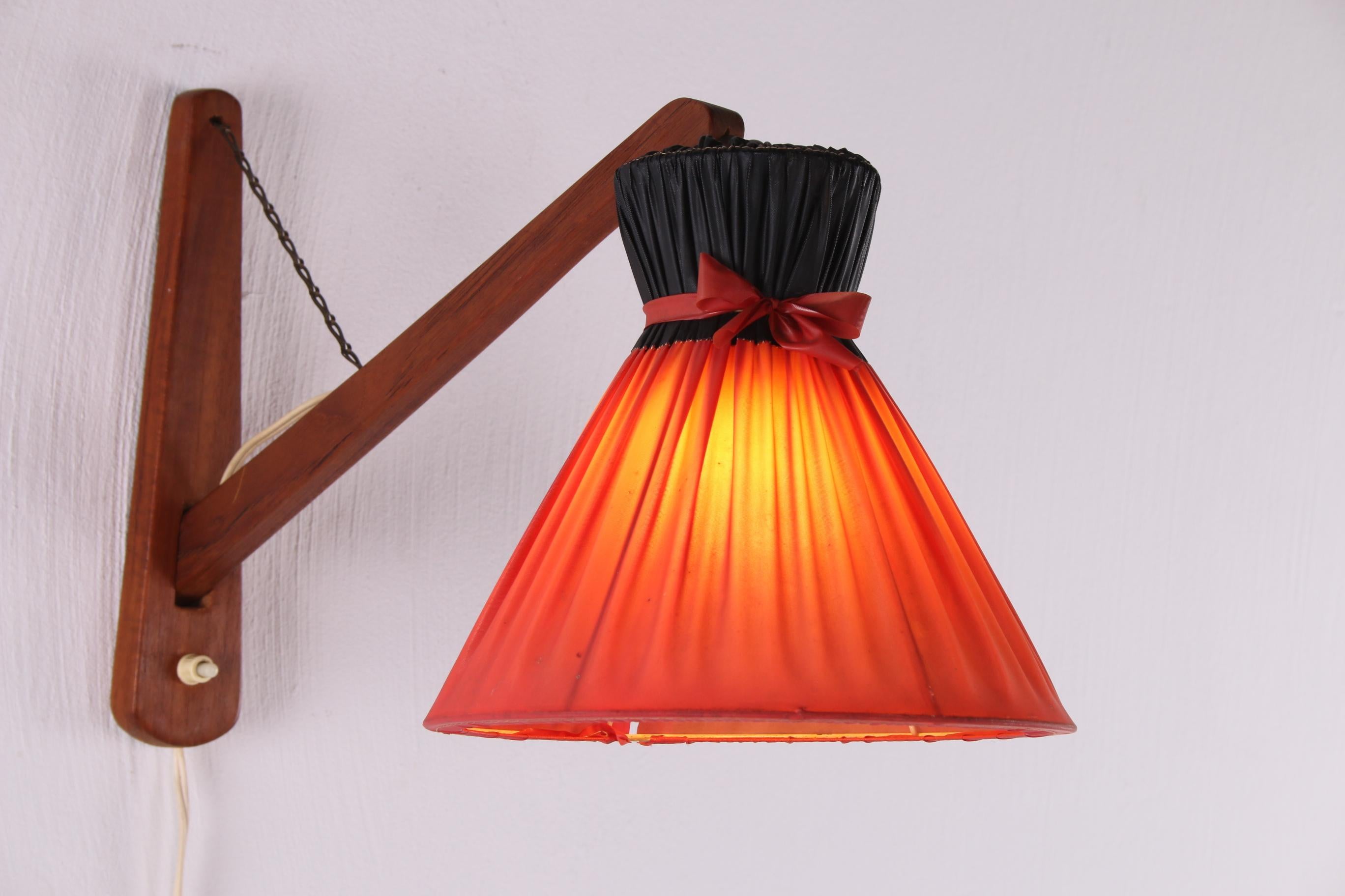 Danish Design Wall Lamp with Original Shade, 1960s For Sale 4