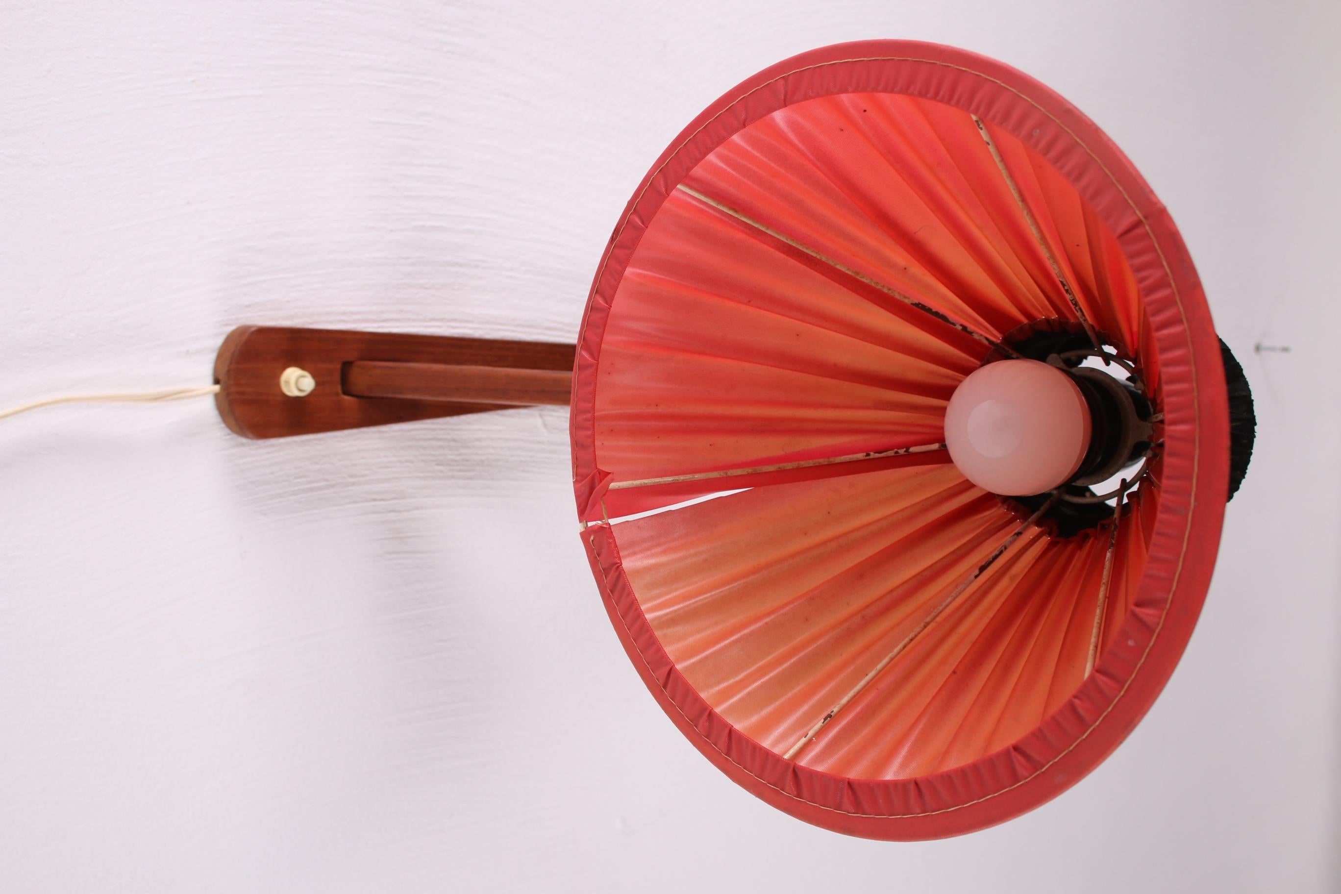 Danish Design Wall Lamp with Original Shade, 1960s For Sale 1