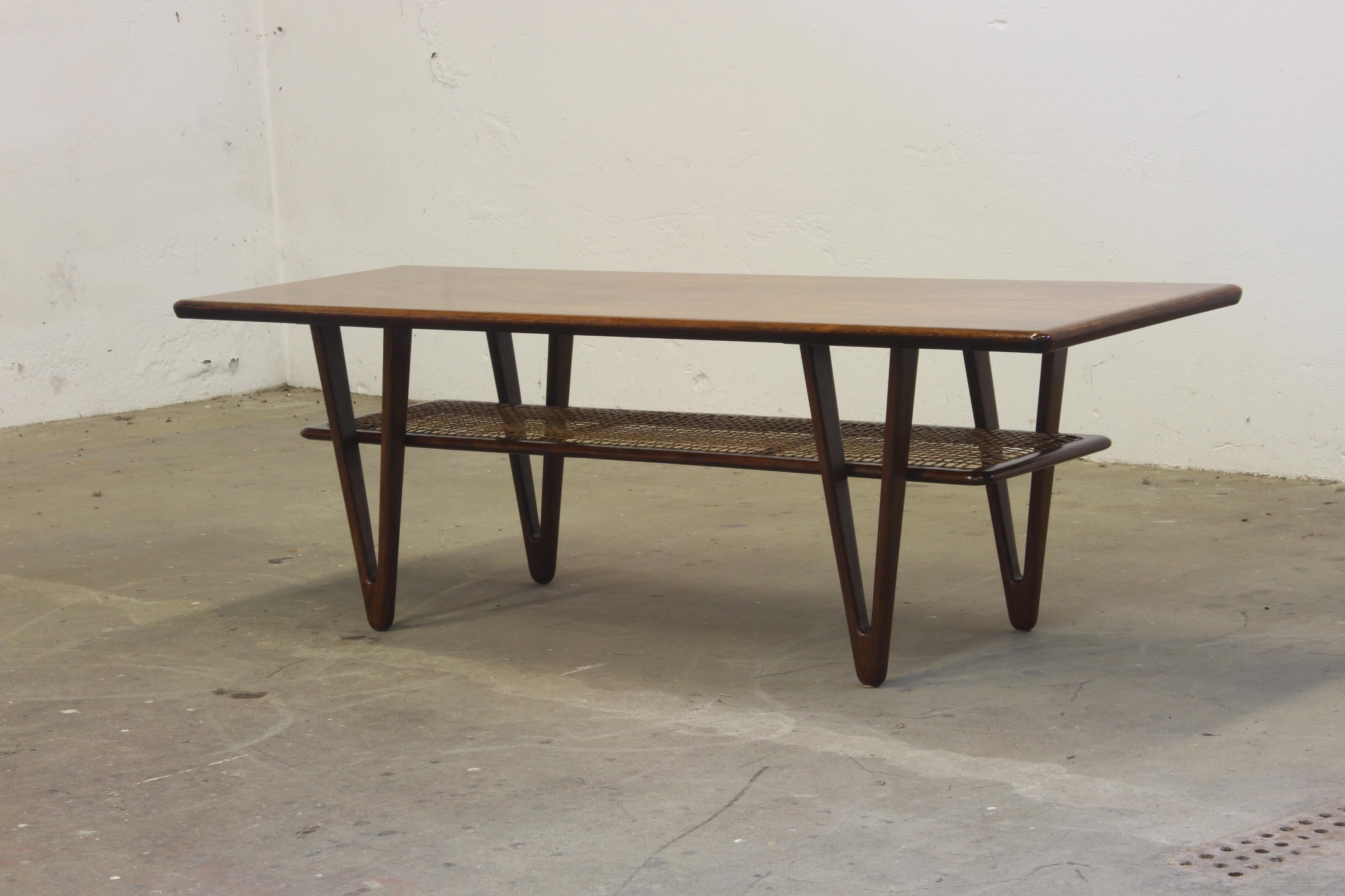 Mid-Century Modern Design/One danois avec pieds en forme de V, Kurt Østervig 1950s en vente