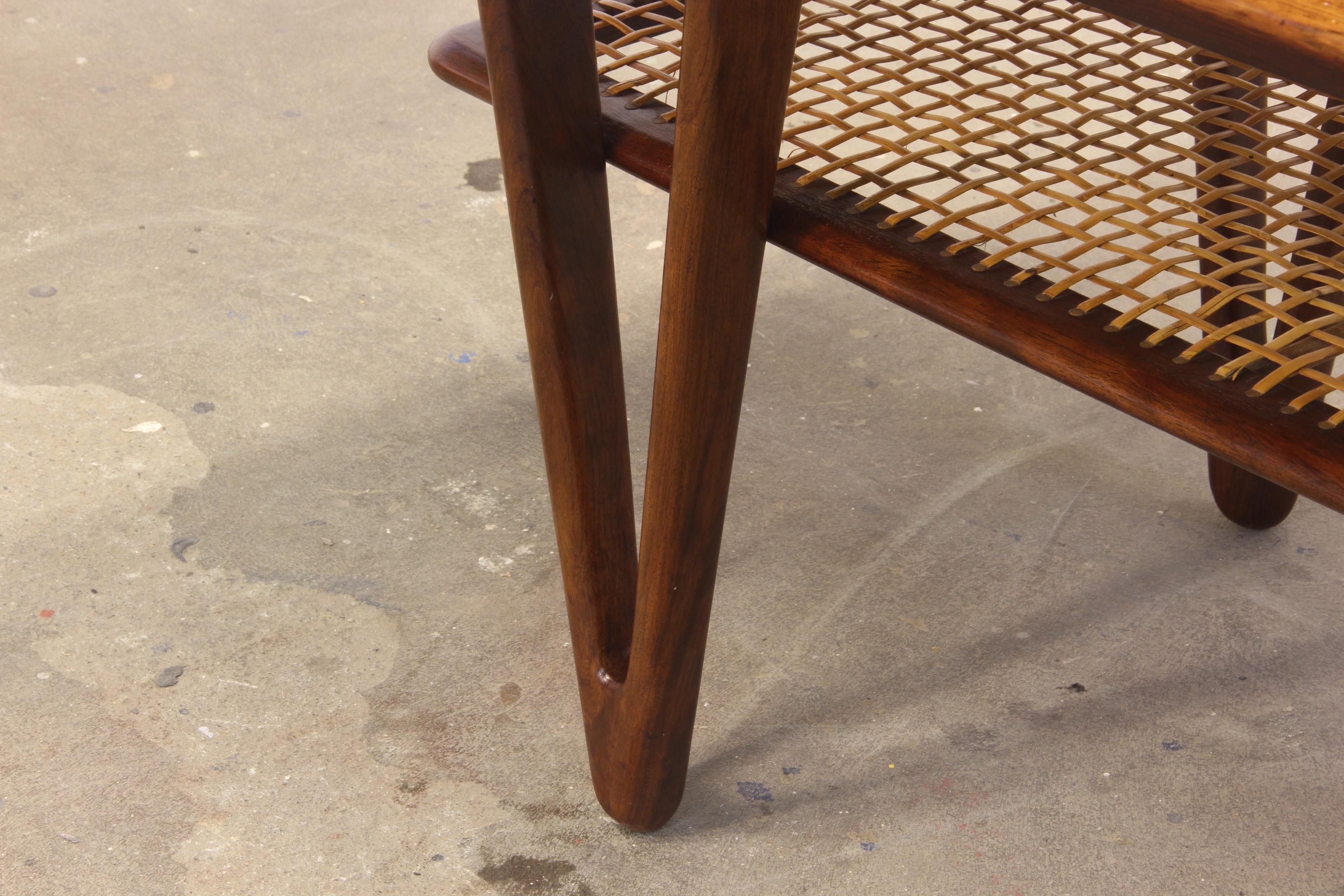 Design/One danois avec pieds en forme de V, Kurt Østervig 1950s Bon état - En vente à Store Heddinge, DK