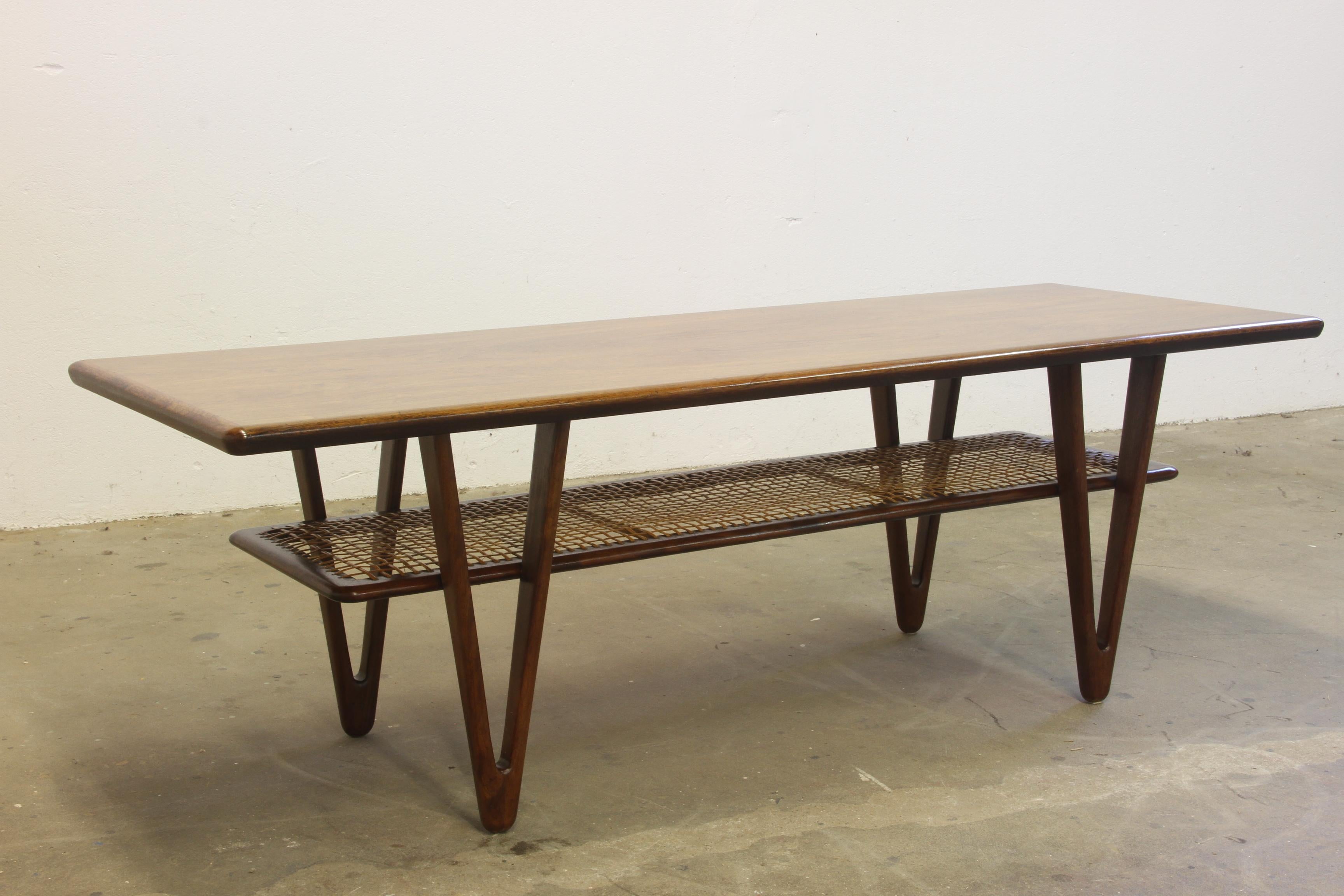Canne Design/One danois avec pieds en forme de V, Kurt Østervig 1950s en vente