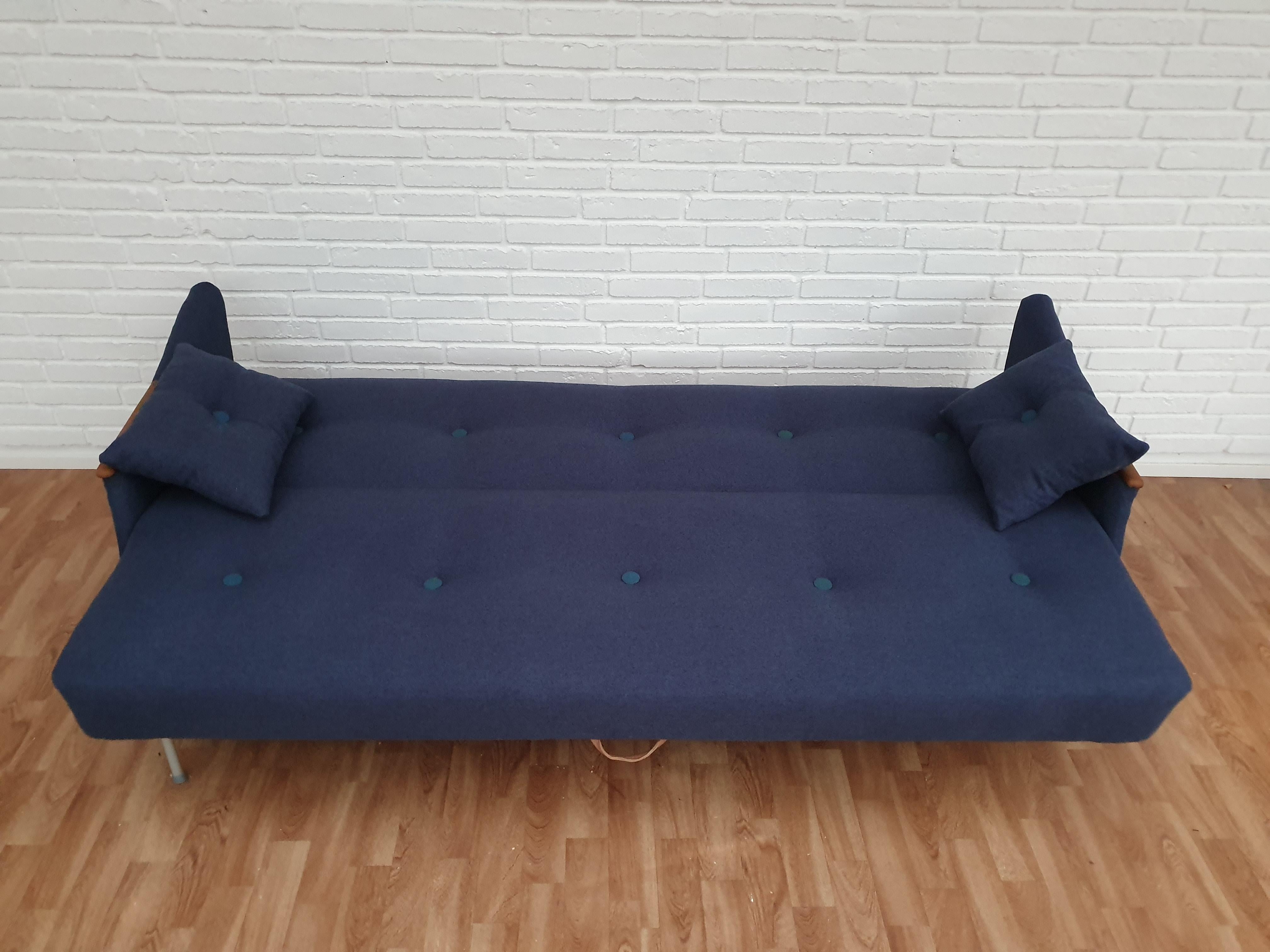 Danish Designed, 3 Persons Sofa Bed, 1960s, Completely Restored im Angebot 4