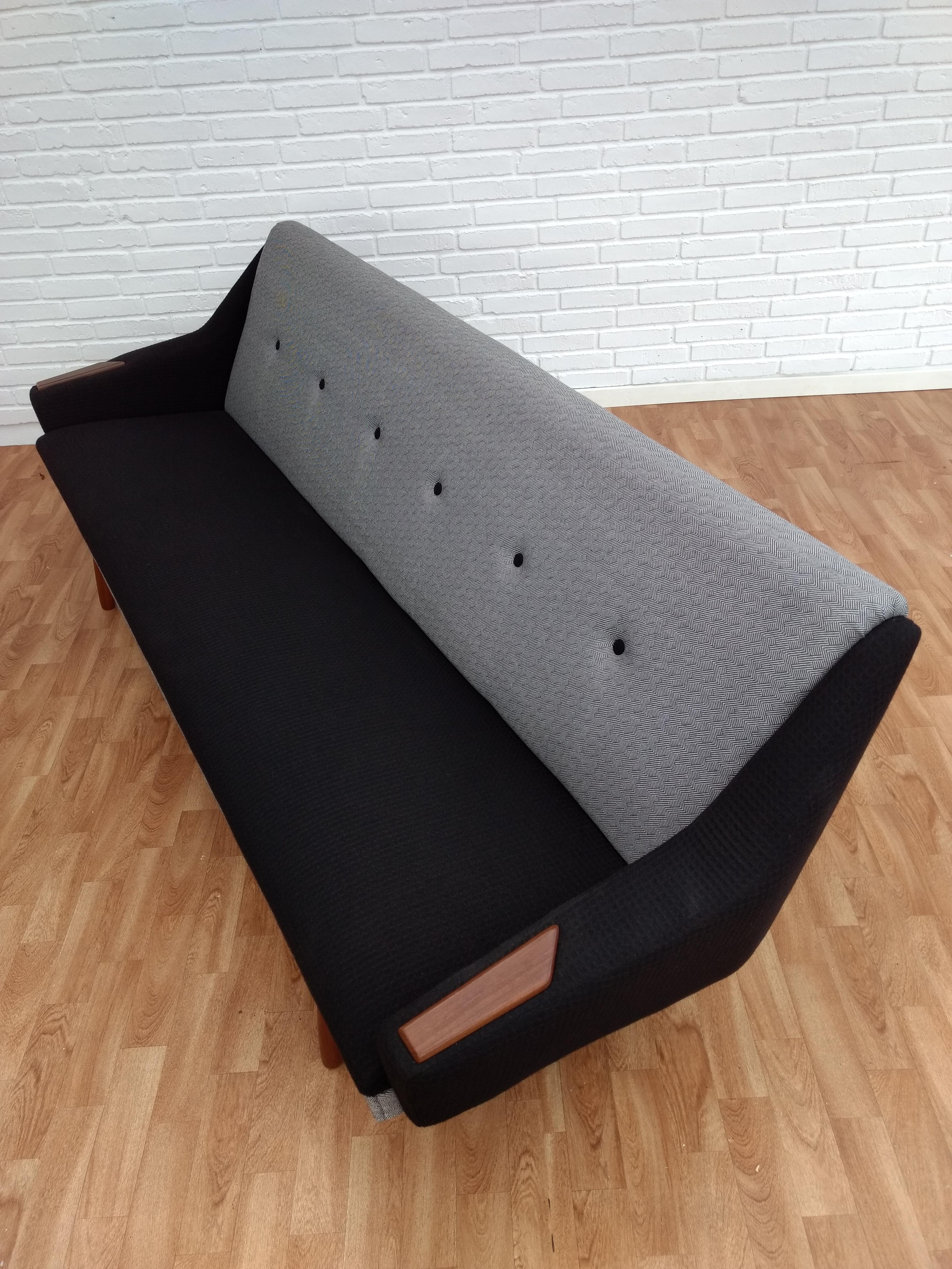 Danish Designed 3 Seats Sofa, 1970s, Cotton, Wool, Completely Restored 4