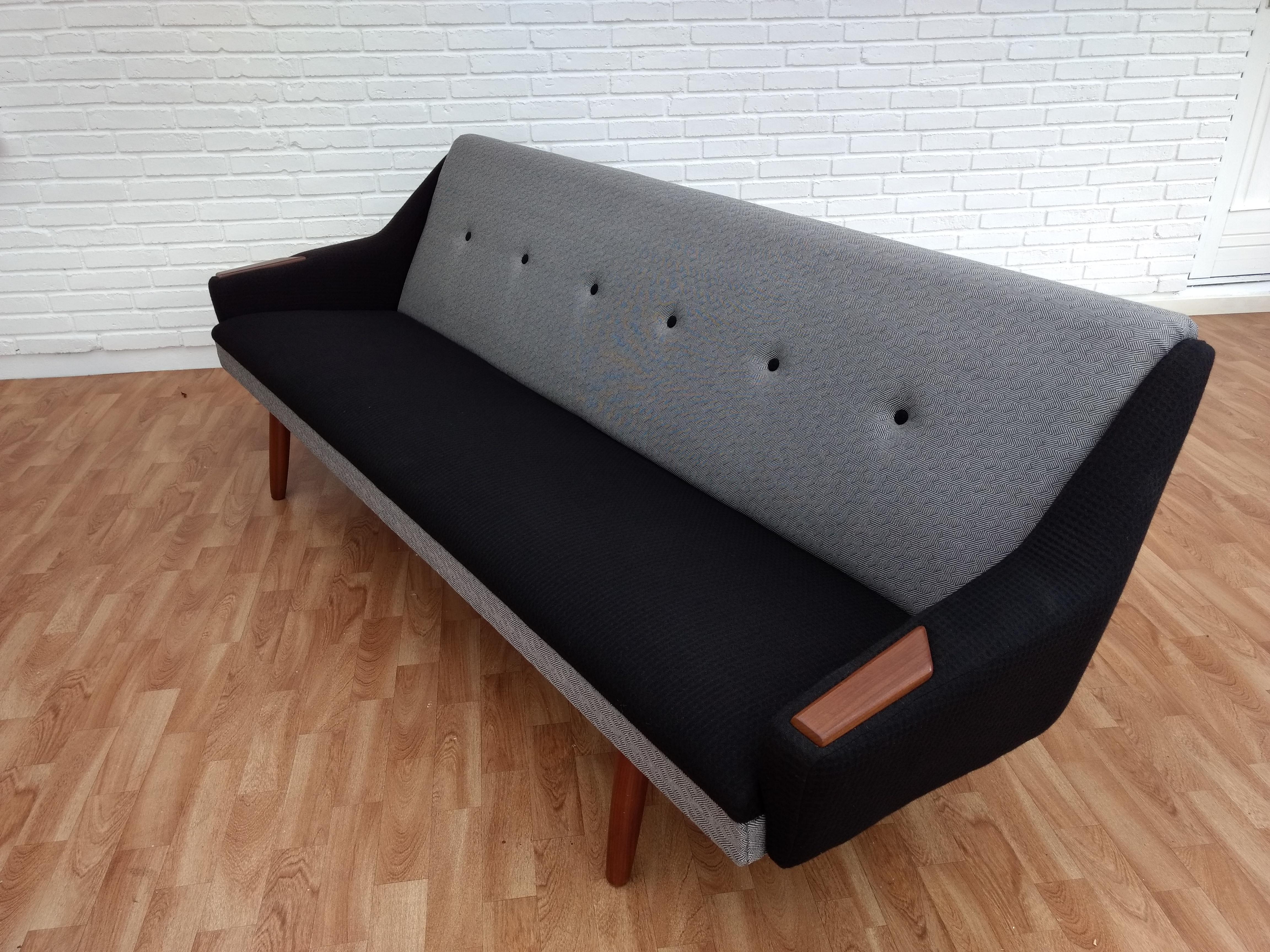 Danish Designed 3 Seats Sofa, 1970s, Cotton, Wool, Completely Restored 6