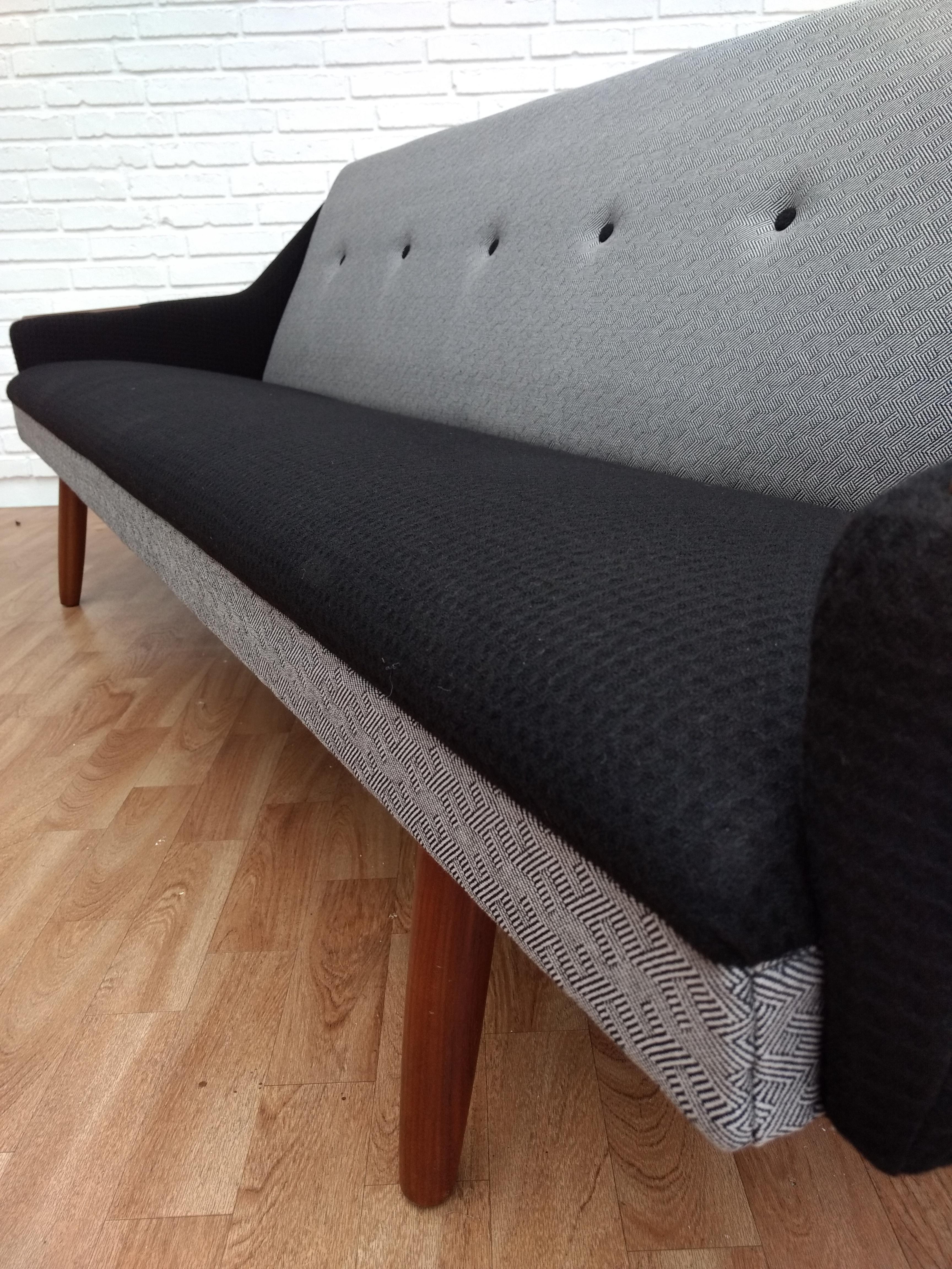 Danish Designed 3 Seats Sofa, 1970s, Cotton, Wool, Completely Restored 1