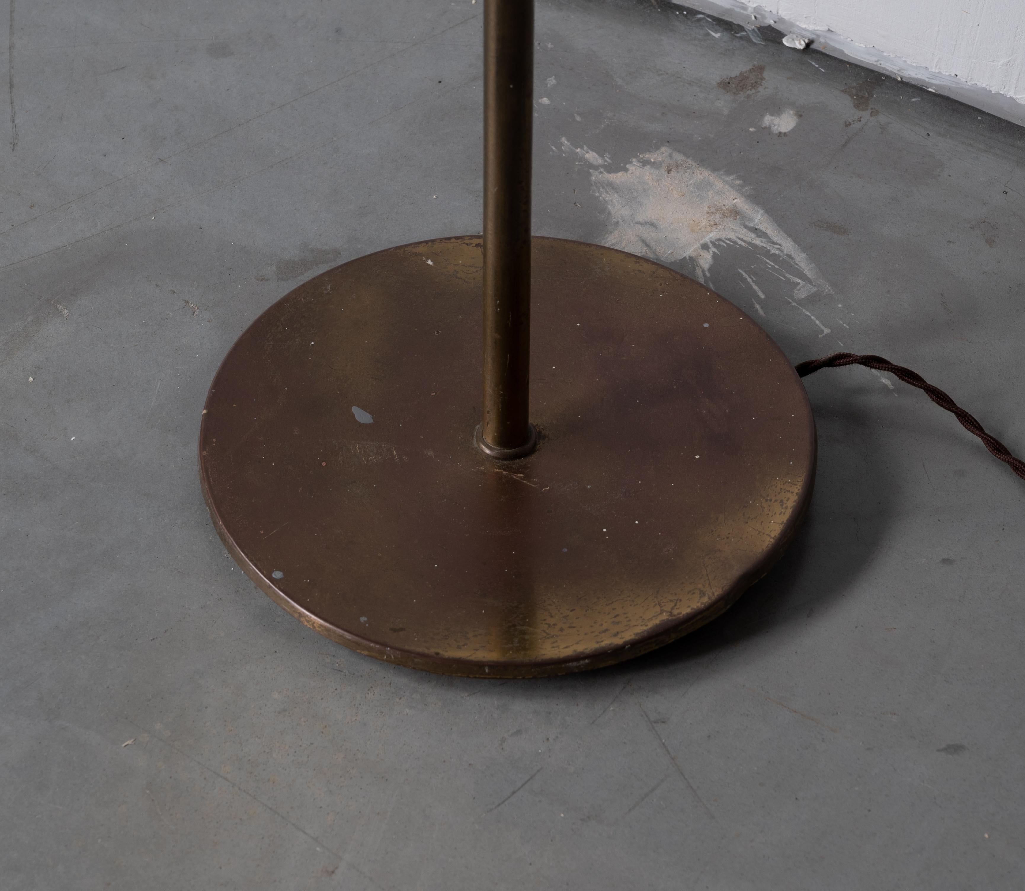 Mid-20th Century Danish Designer, Adjustable Floor Lamp, Brass, Fabric, Denmark, 1940s