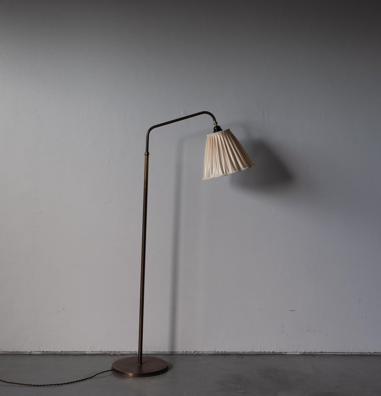 Mid-20th Century Danish Designer, Adjustable Floor Lamp, Brass, Fabric, Denmark, 1940s For Sale