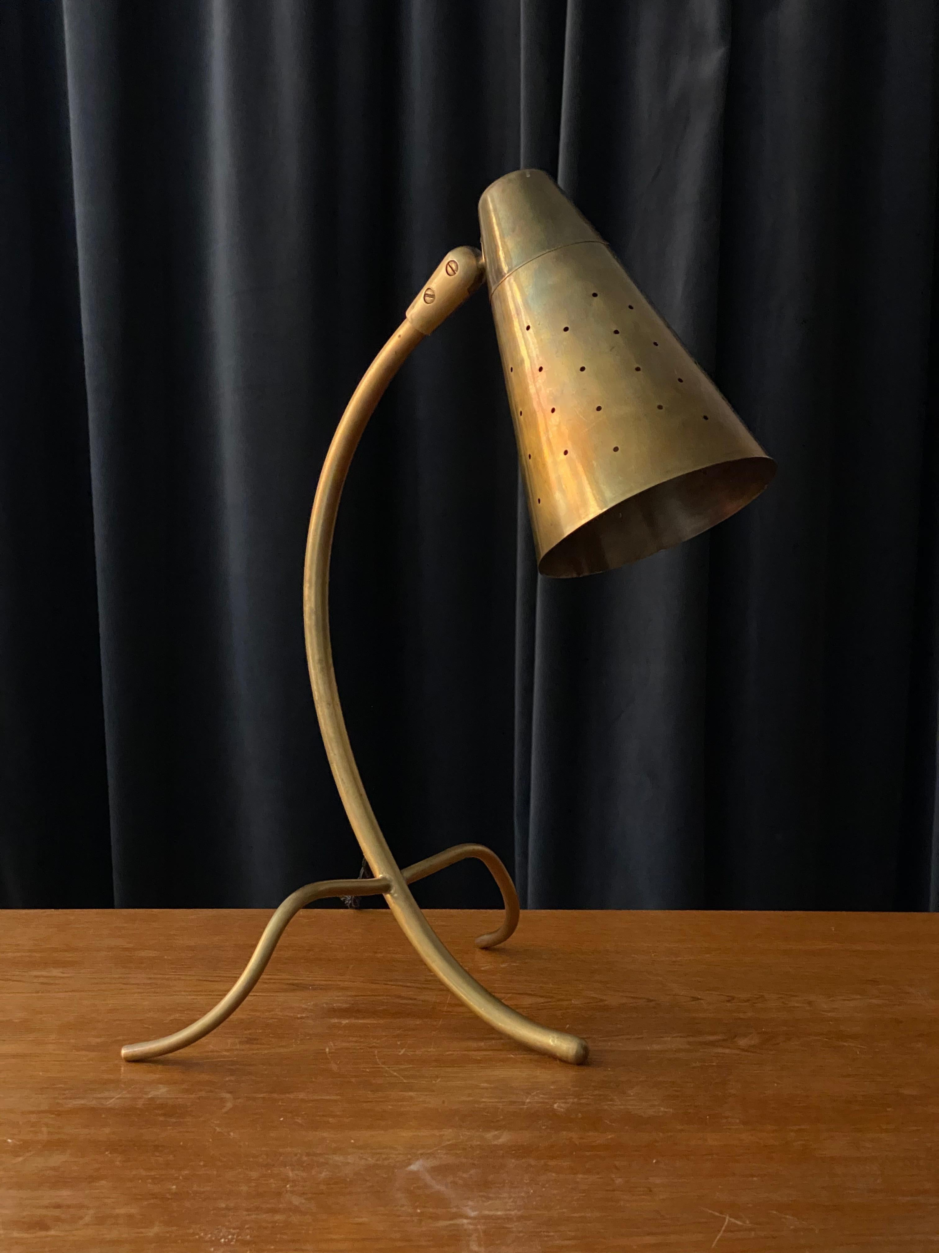 Danish Designer, Adjustable Modernist Table Lamp, Brass, Denmark, 1940s 1