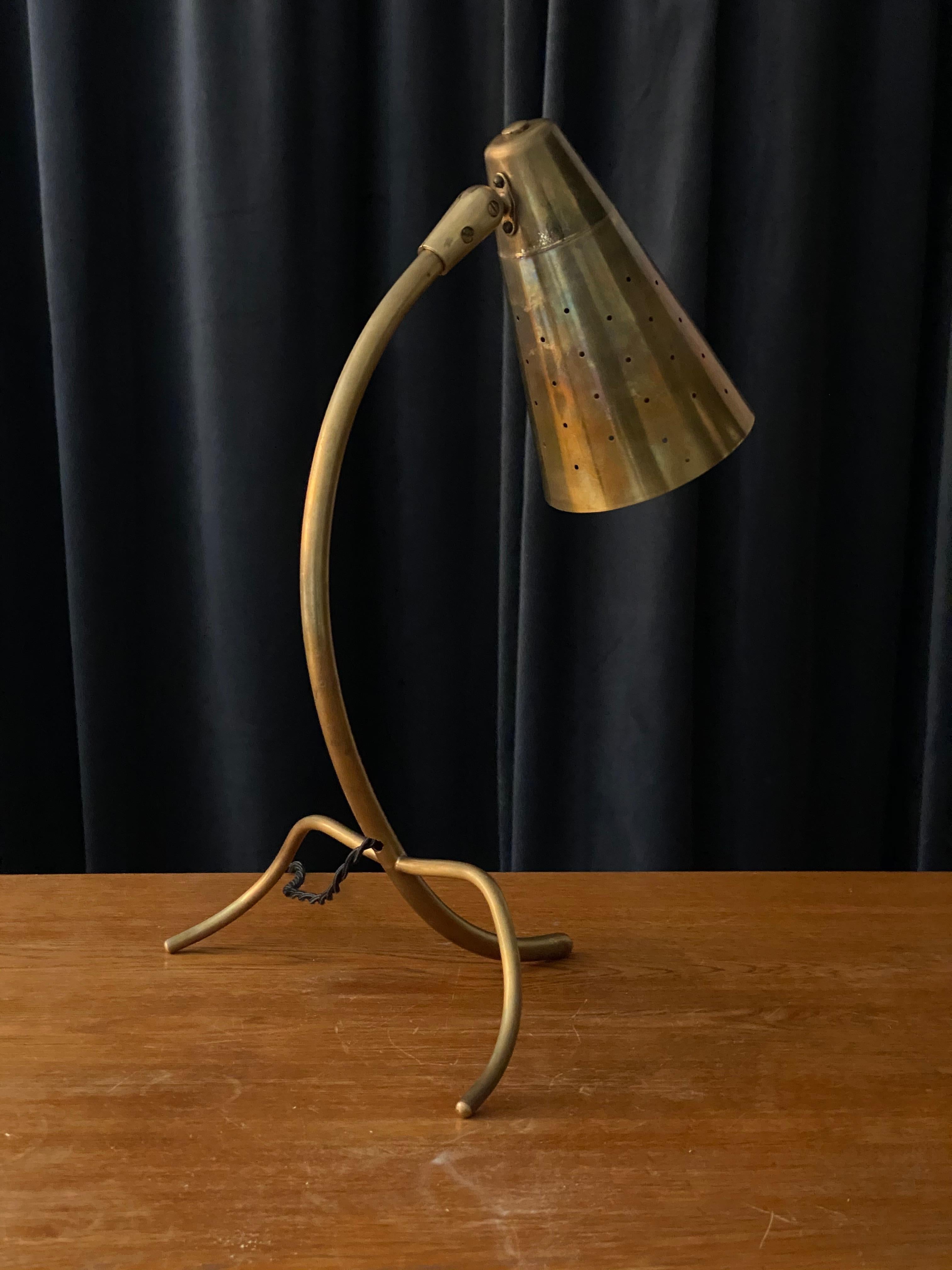 Danish Designer, Adjustable Modernist Table Lamp, Brass, Denmark, 1940s 2