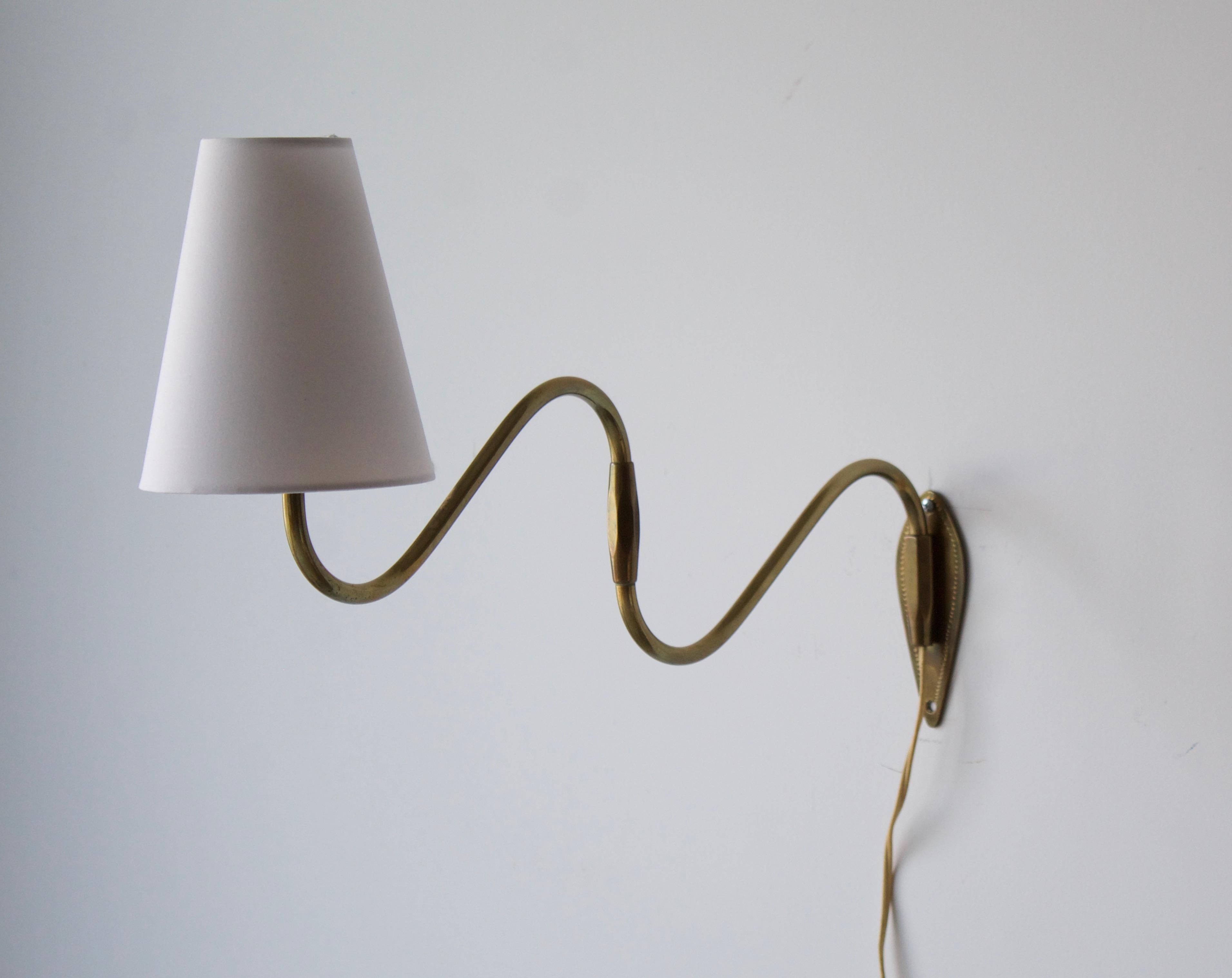 Scandinavian Modern Danish Designer, Adjustable Wall Light, Brass, Fabric, Denmark, 1940s