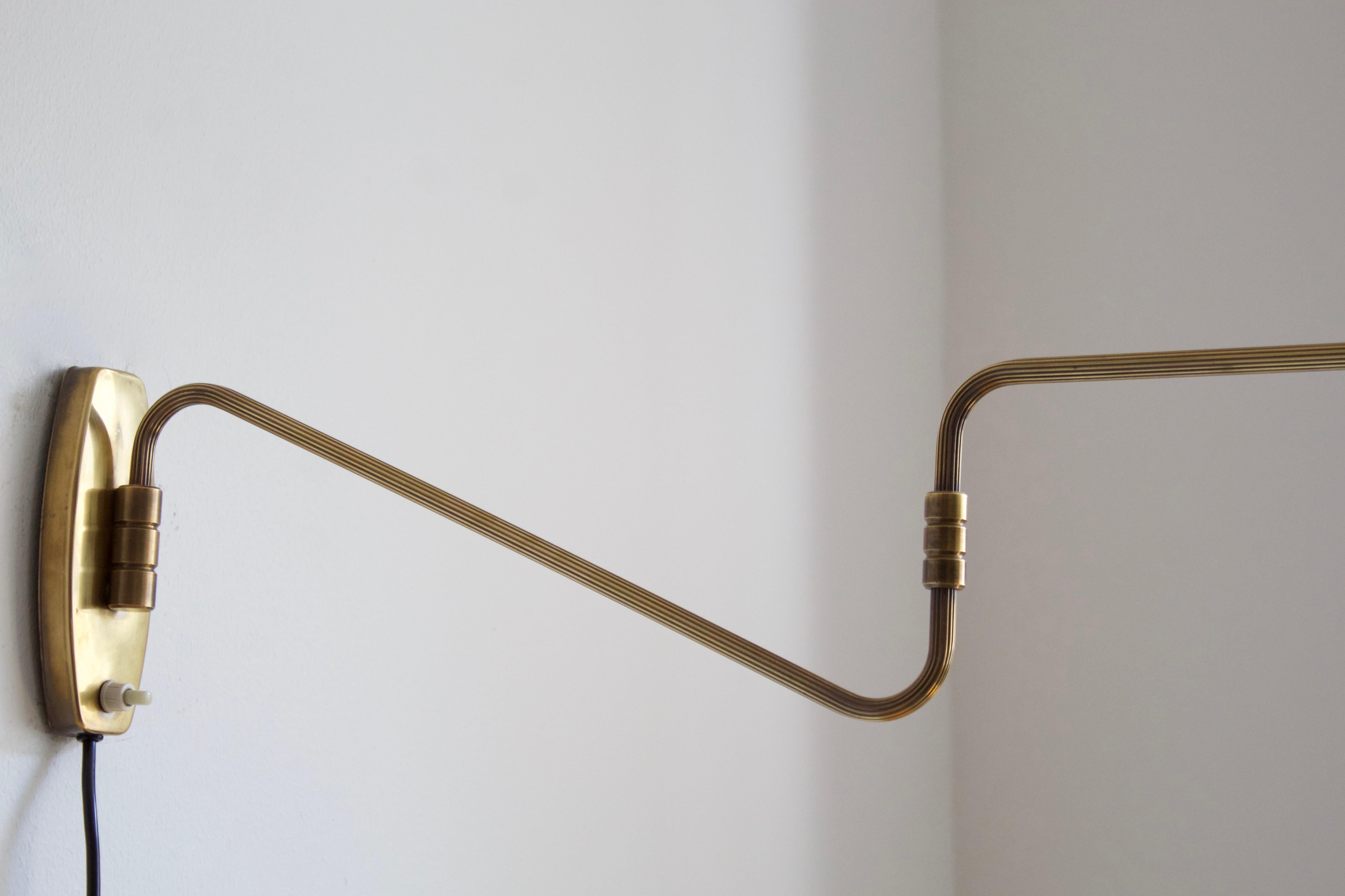 Scandinavian Modern Danish Designer, Adjustable Wall Light, Brass, Lacquered Metal, Denmark, 1950s