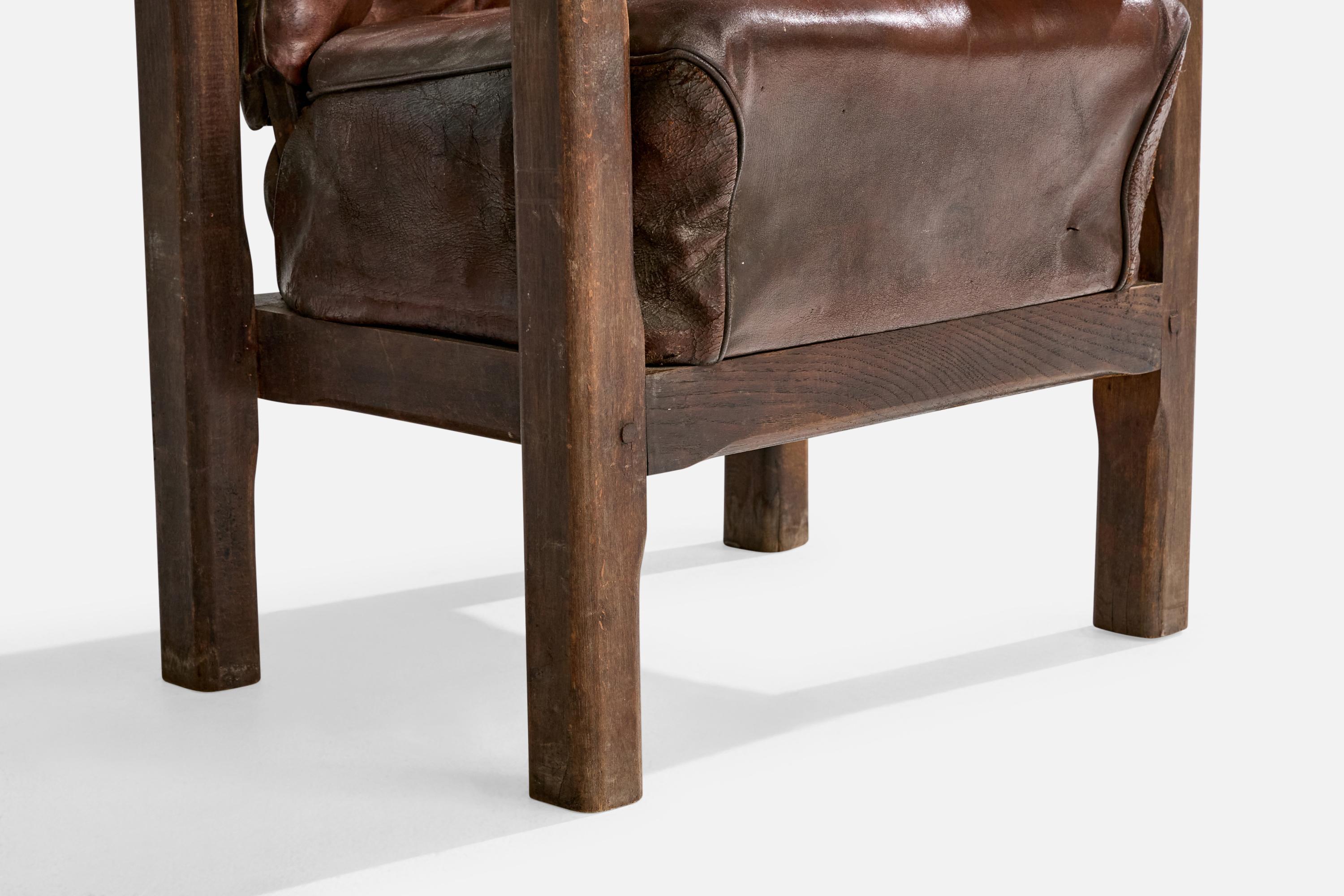 Design/One, fauteuil, Beeche, cuir, Danemark, années 1920 Bon état - En vente à High Point, NC