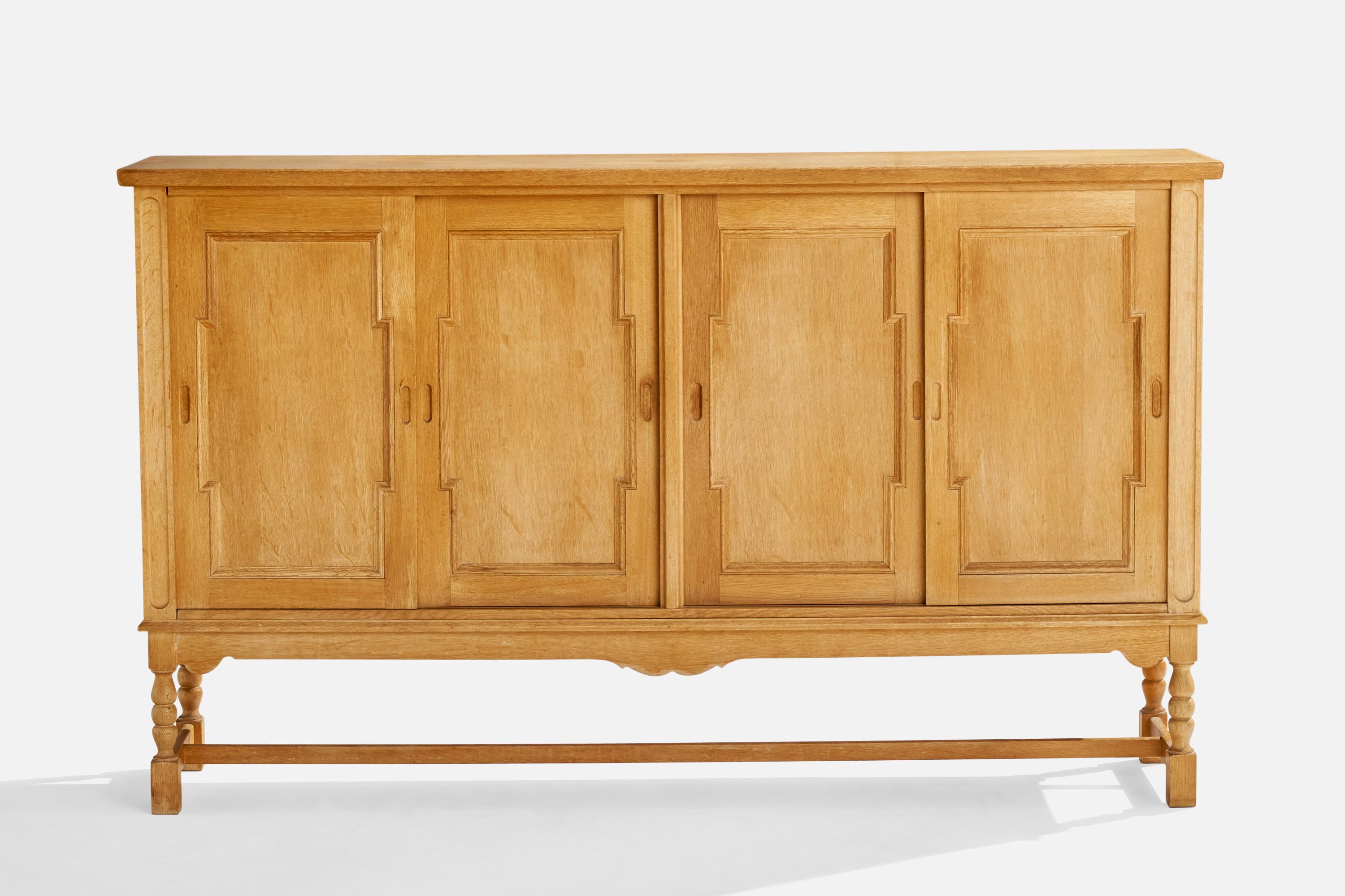 Danish Designer, Cabinet, Oak, Denmark, 1960s In Good Condition For Sale In High Point, NC