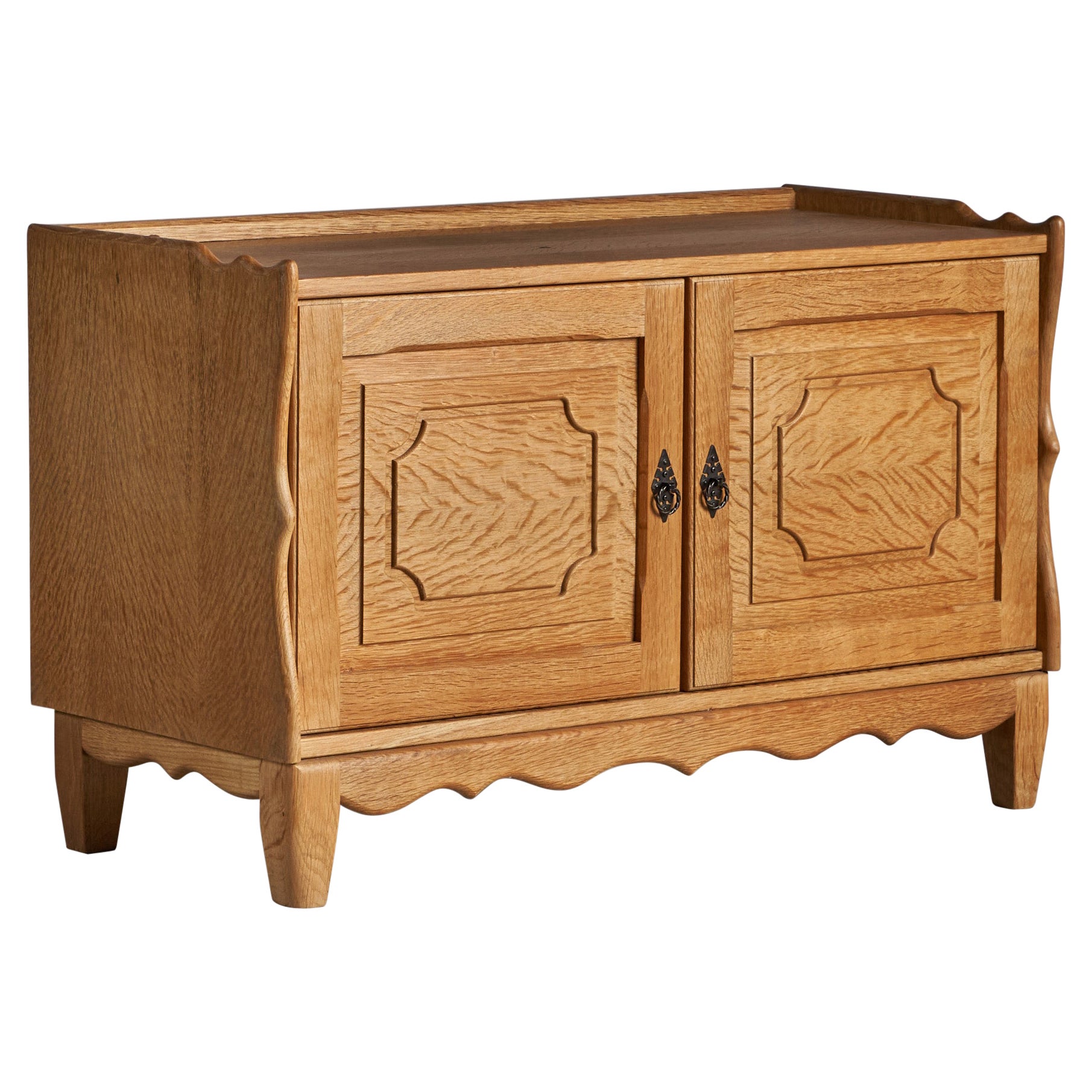 Armadio di design danese, Oak, ferro, Danimarca, anni '50