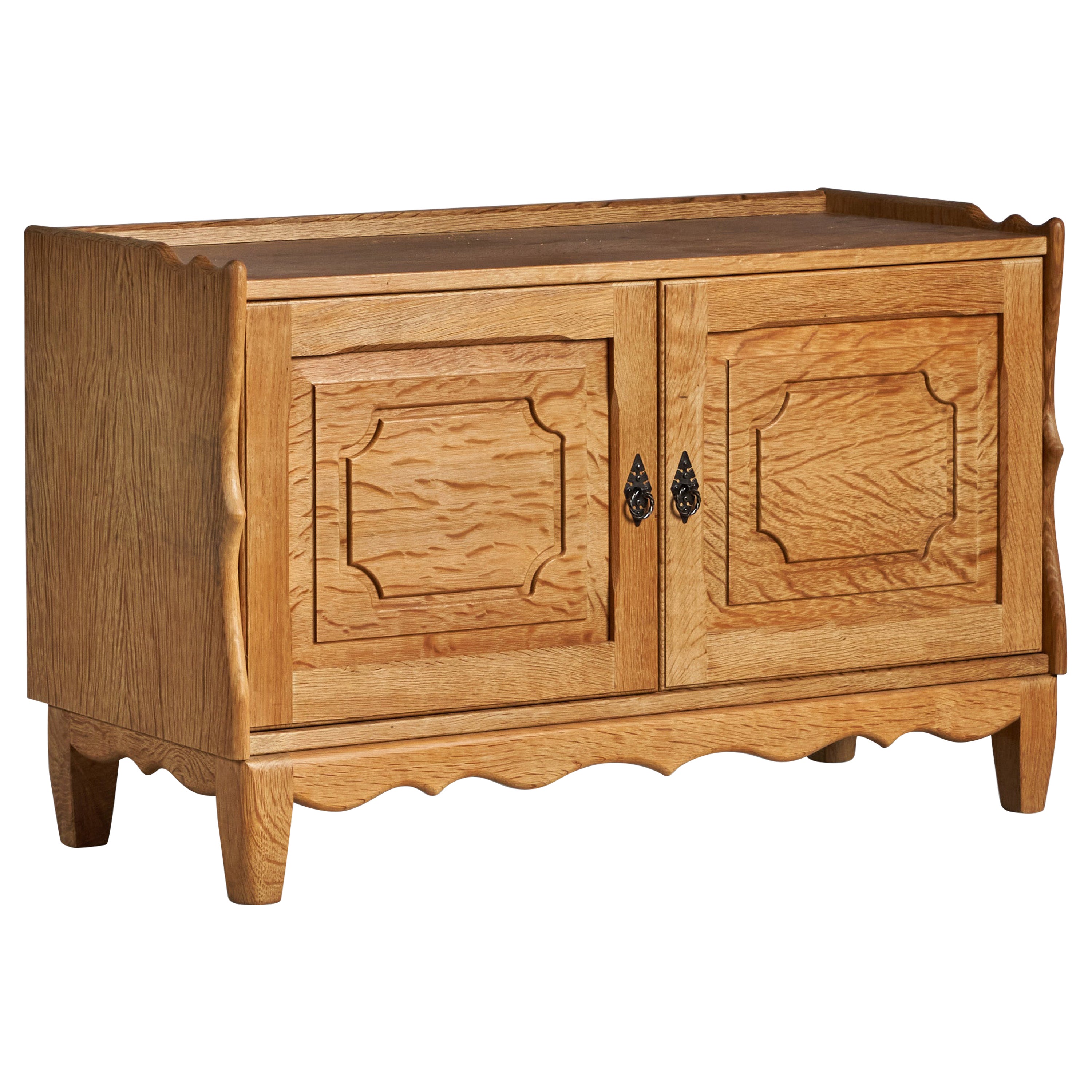 Armadio di design danese, Oak, ferro, Danimarca, anni '50