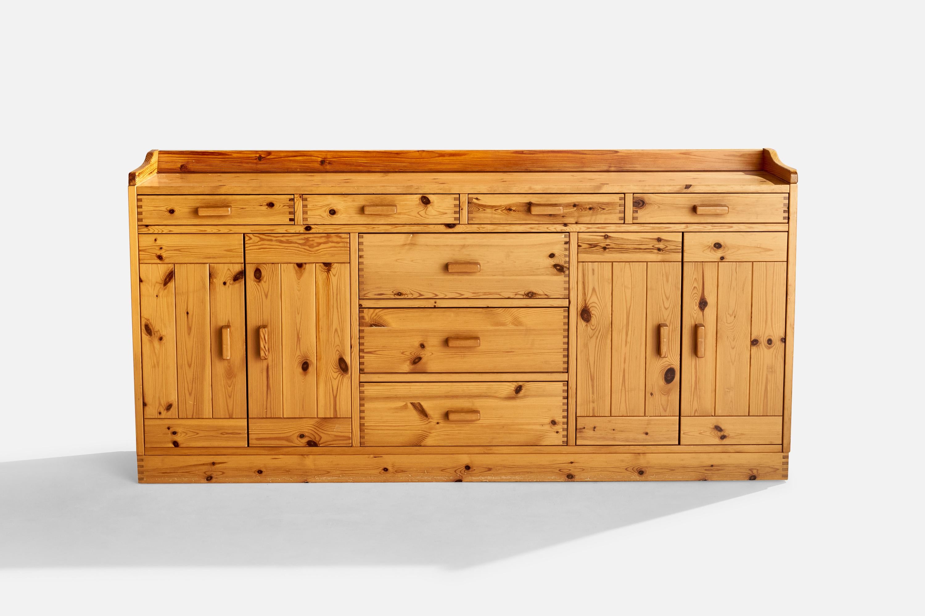 Danish Designer, Cabinet, Pine, Denmark, 1970s In Good Condition For Sale In High Point, NC