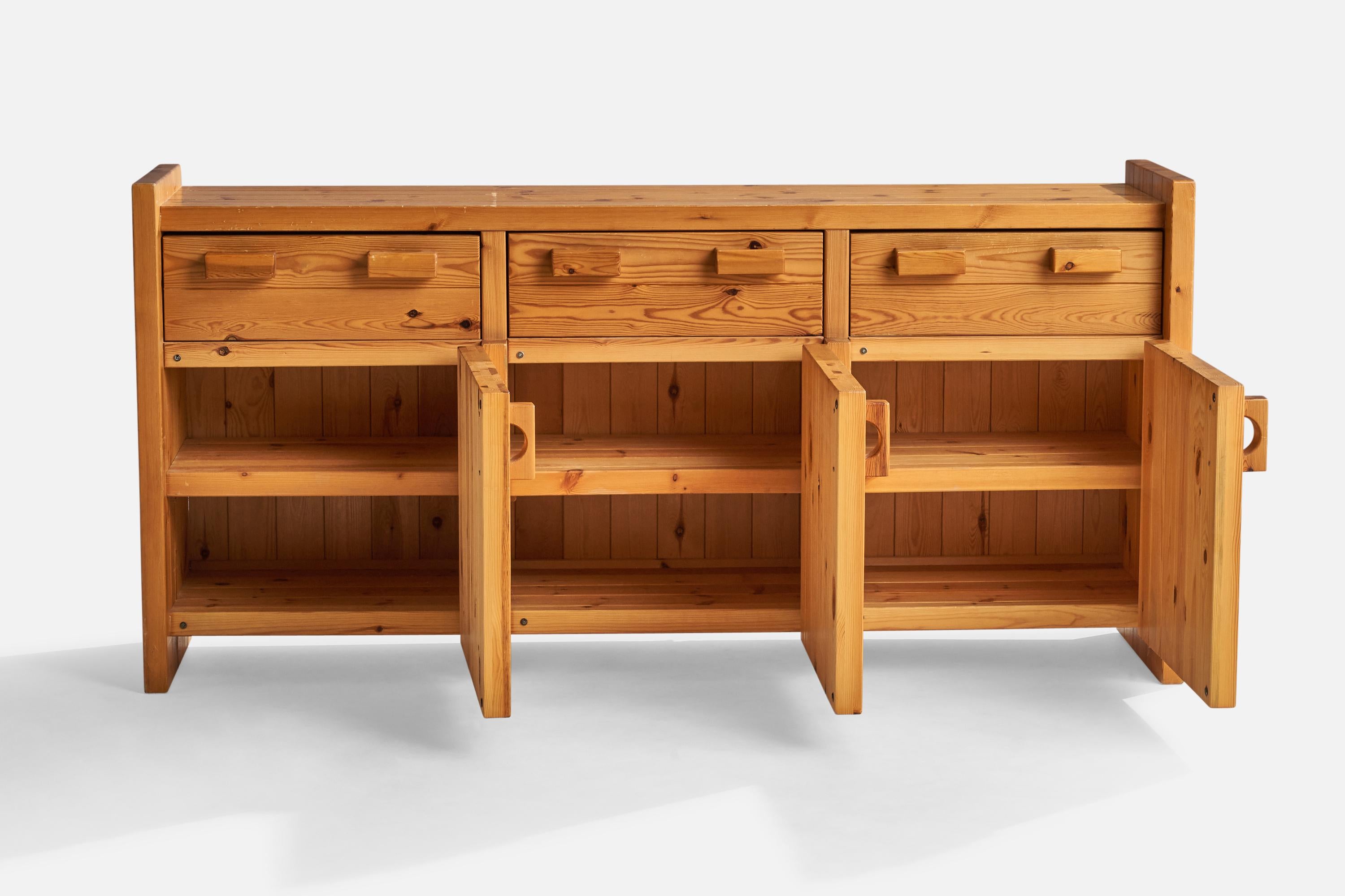 Danish Designer, Cabinet, Pine, Denmark, 1970s In Good Condition For Sale In High Point, NC