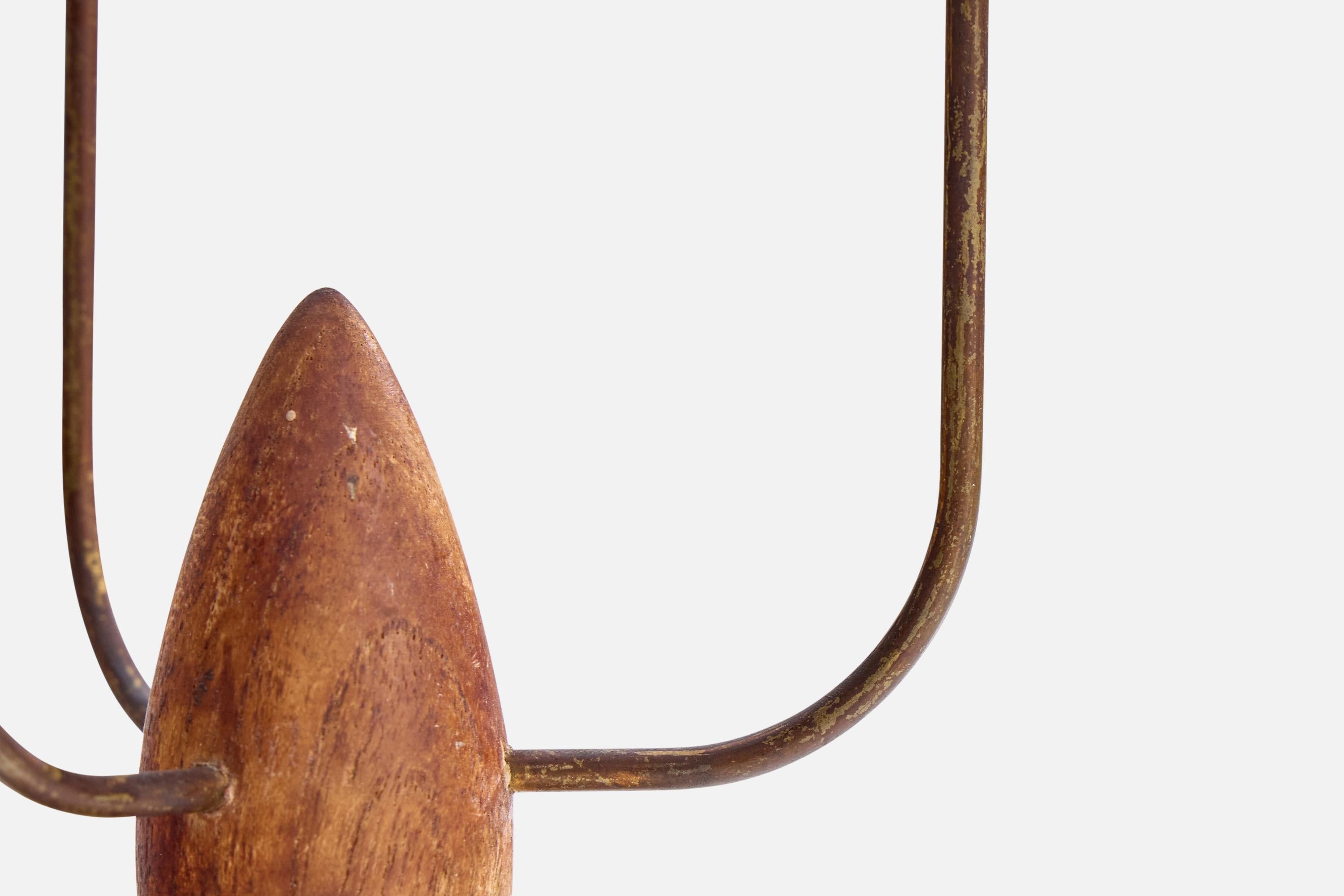Laiton Designer danois, chandelier, laiton, teck, Danemark, années 1950 en vente