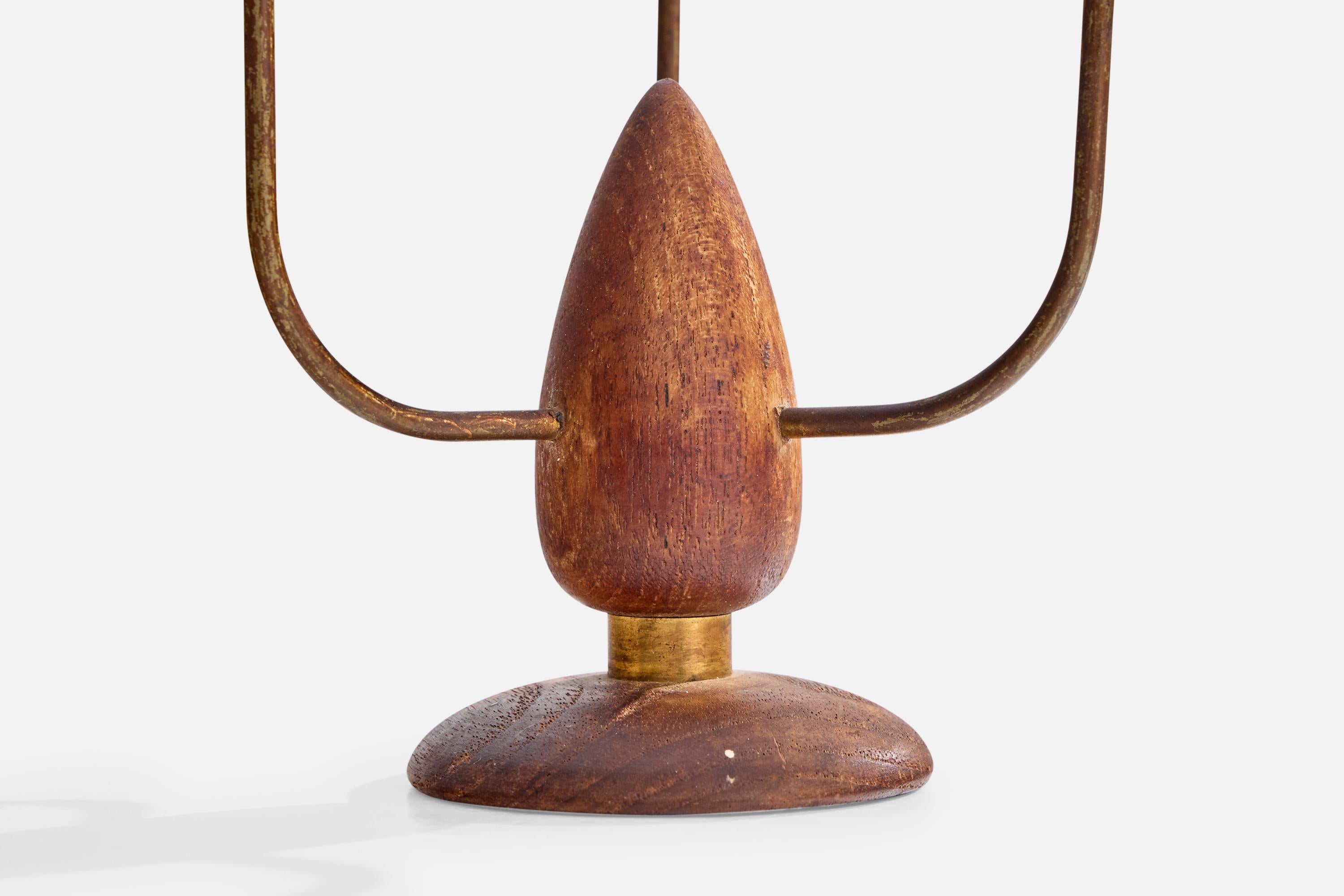 Designer danois, chandelier, laiton, teck, Danemark, années 1950 en vente 1