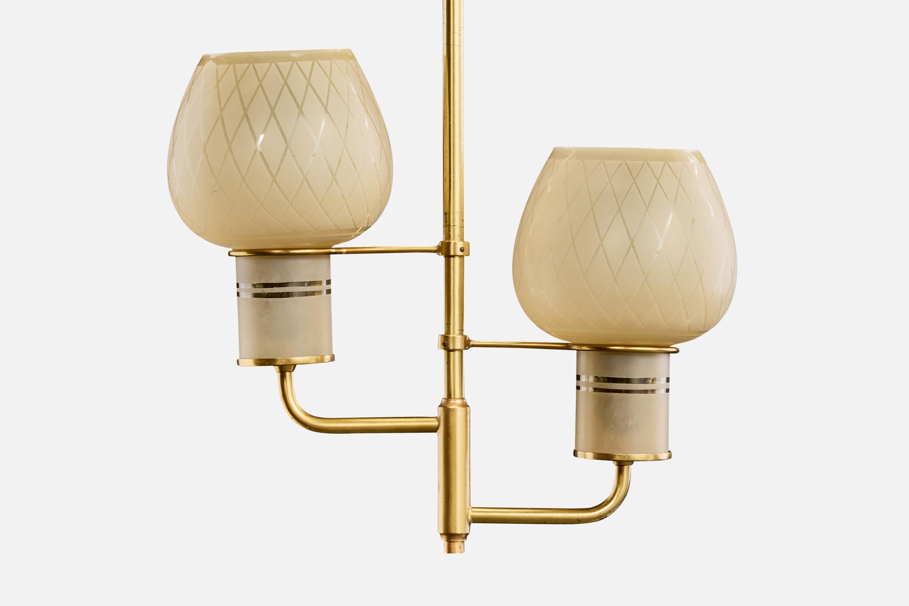 Designer danese, lampadario, ottone, vetro, Danimarca, anni '1950 In condizioni buone in vendita a High Point, NC