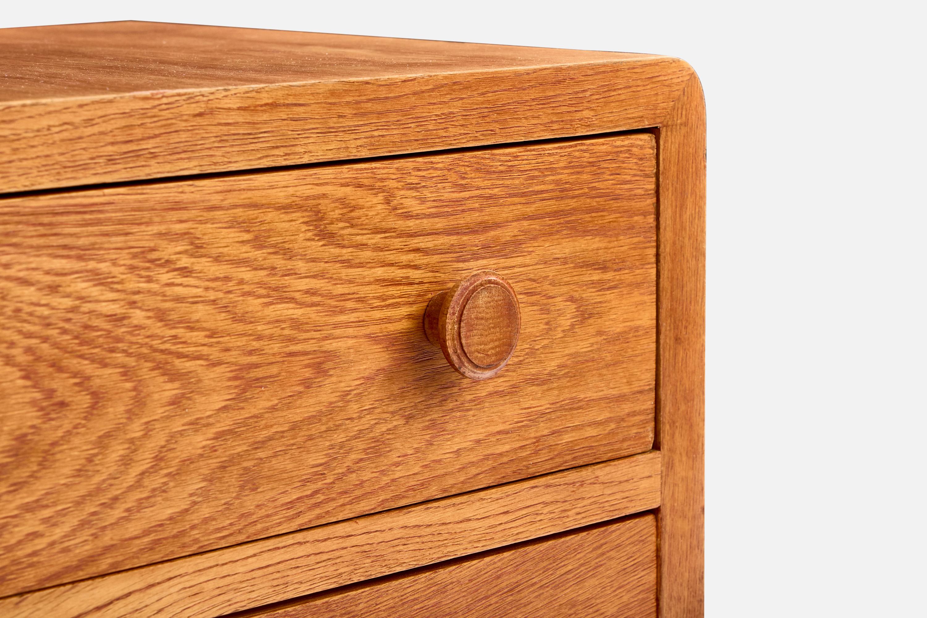 Danish Designer, Chest of Drawers, Oak, Denmark, 1940s For Sale 1