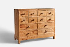 Designer danois, commode, pin, Danemark, c.C. années 1960